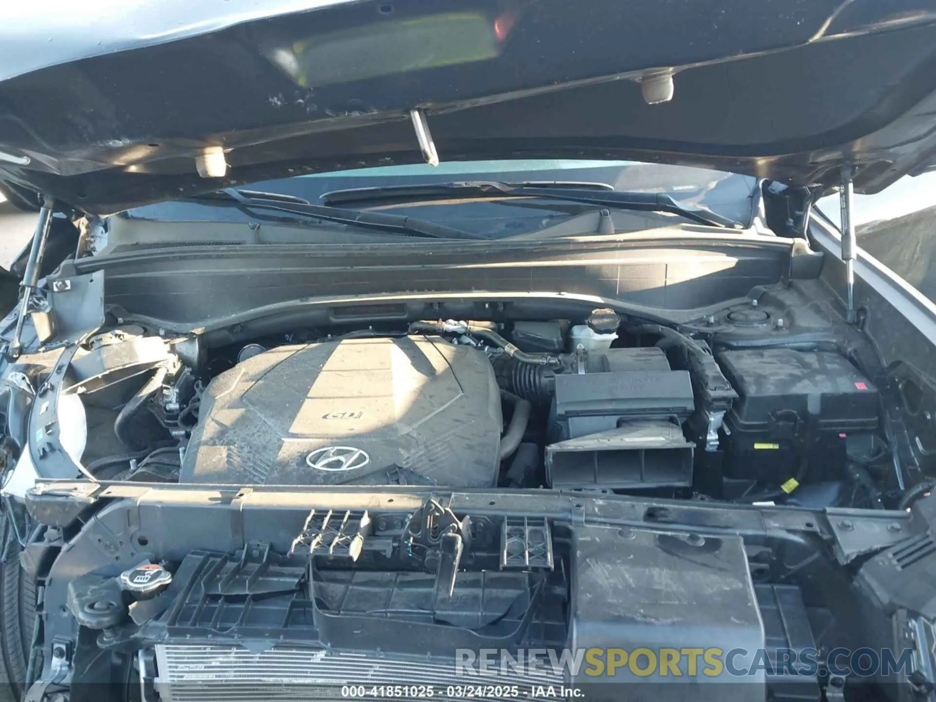 10 Photograph of a damaged car KM8R7DGE3RU806606 HYUNDAI PALISADE 2024