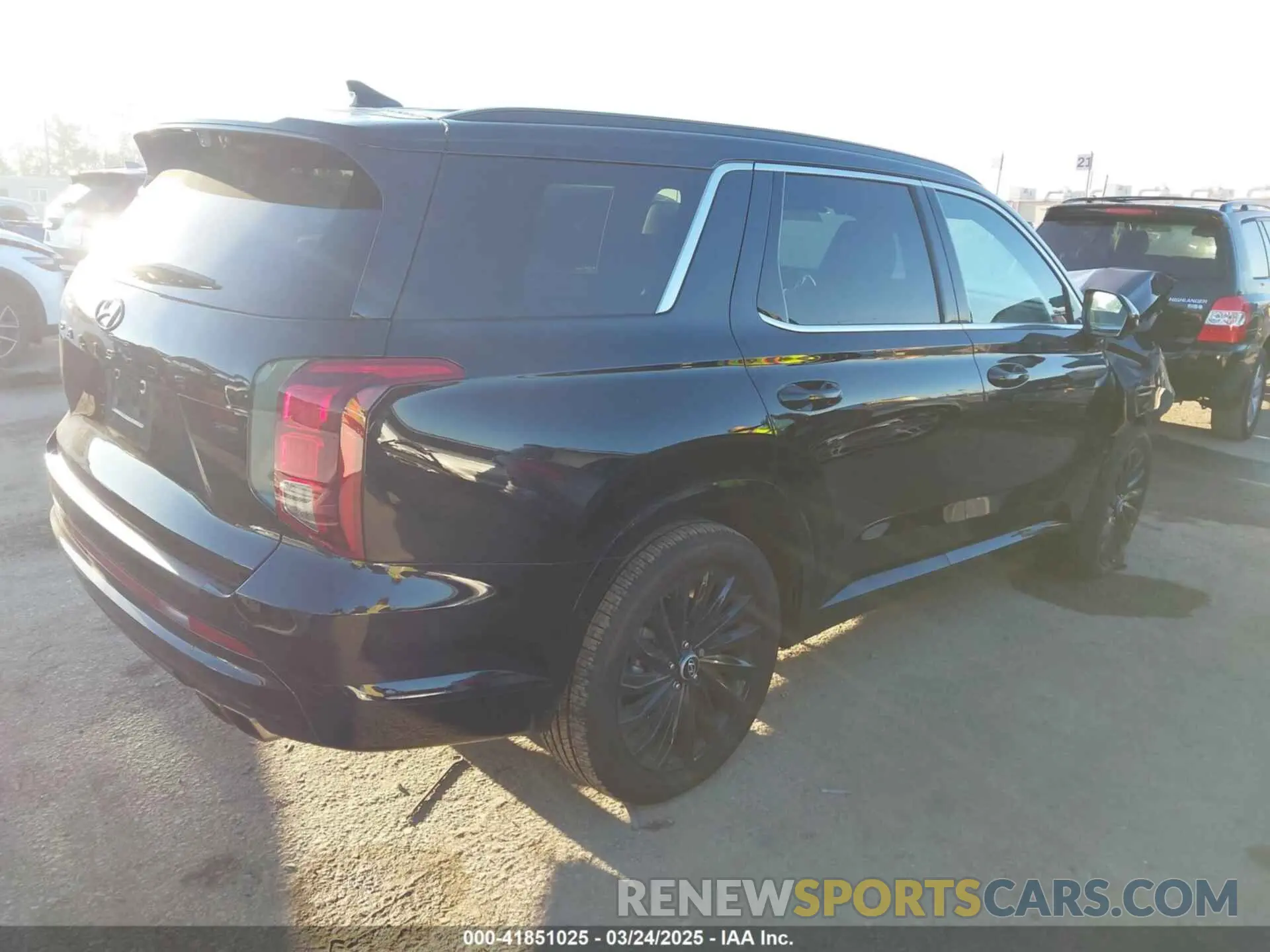 4 Photograph of a damaged car KM8R7DGE3RU806606 HYUNDAI PALISADE 2024