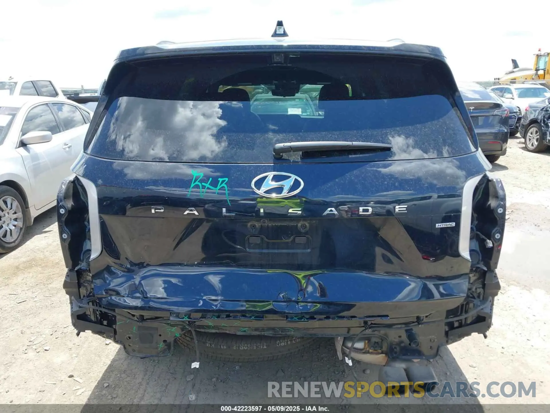 16 Photograph of a damaged car KM8R7DGE4RU710628 HYUNDAI PALISADE 2024
