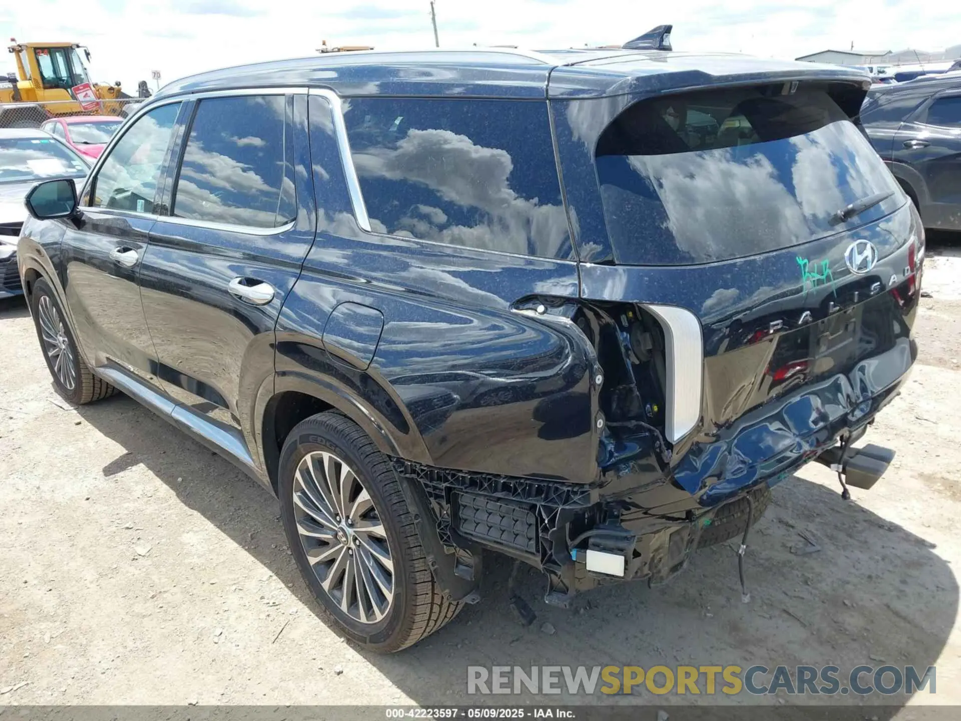 3 Photograph of a damaged car KM8R7DGE4RU710628 HYUNDAI PALISADE 2024