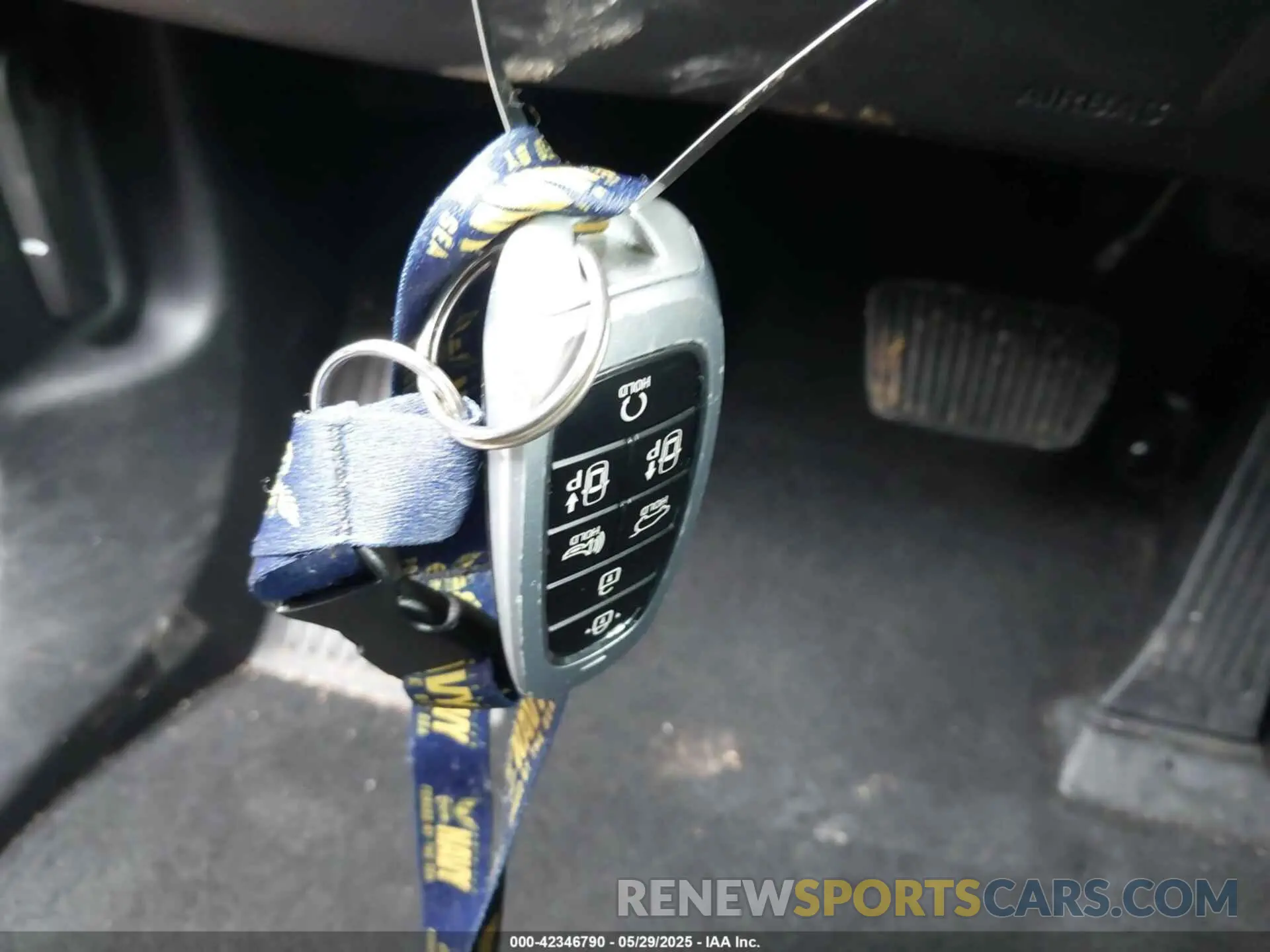 11 Photograph of a damaged car KM8R7DGE7RU650635 HYUNDAI PALISADE 2024
