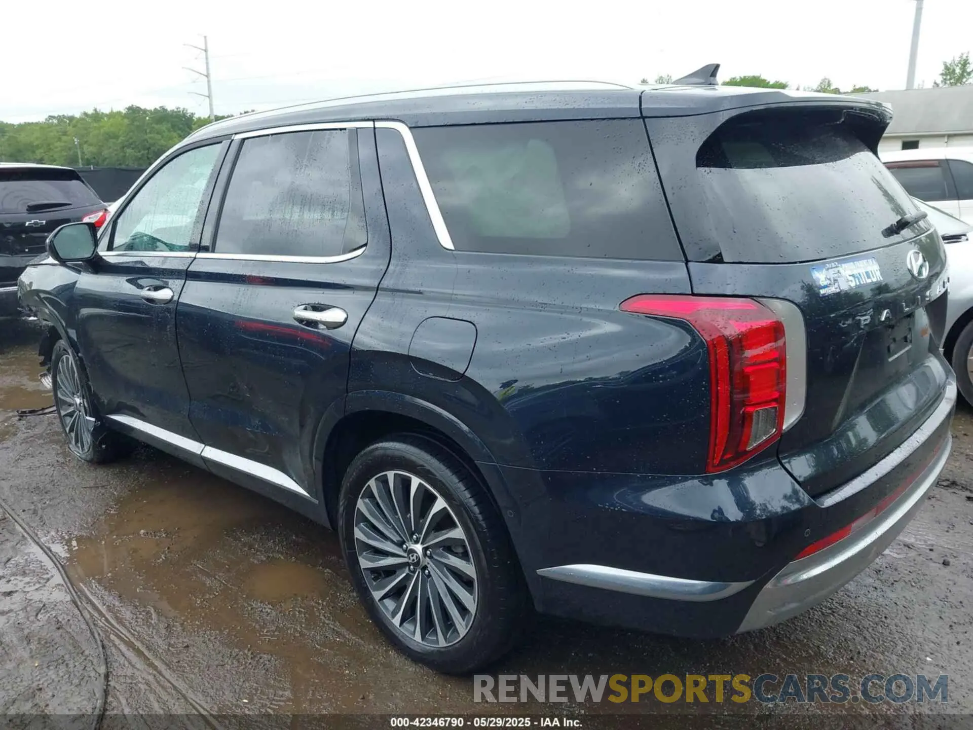 3 Photograph of a damaged car KM8R7DGE7RU650635 HYUNDAI PALISADE 2024