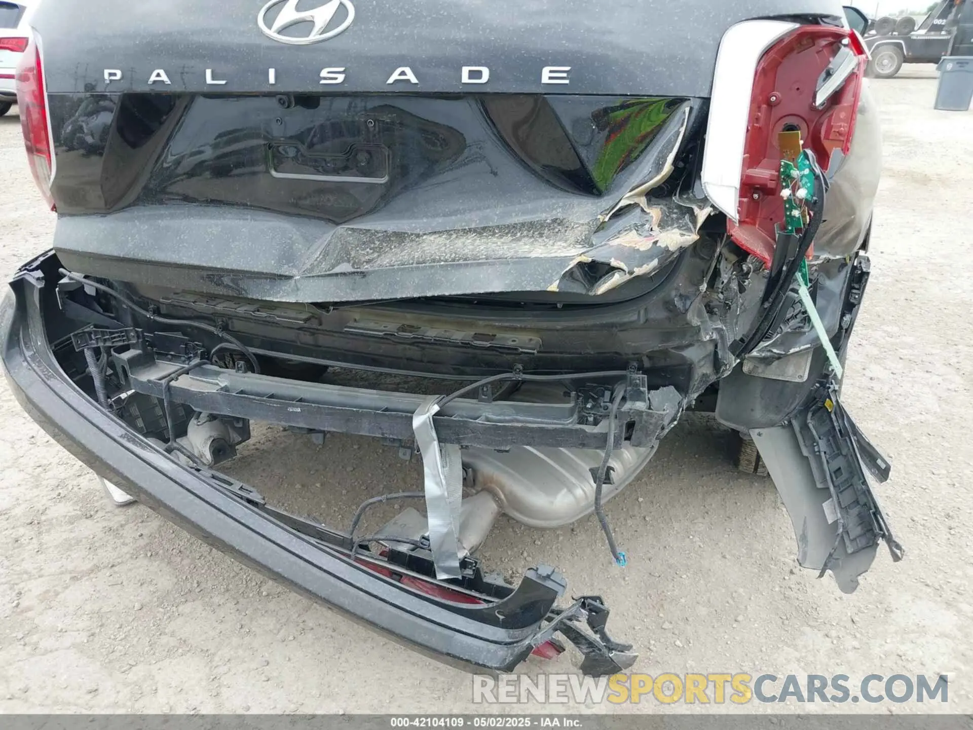 6 Photograph of a damaged car KM8R7DGE7RU687572 HYUNDAI PALISADE 2024