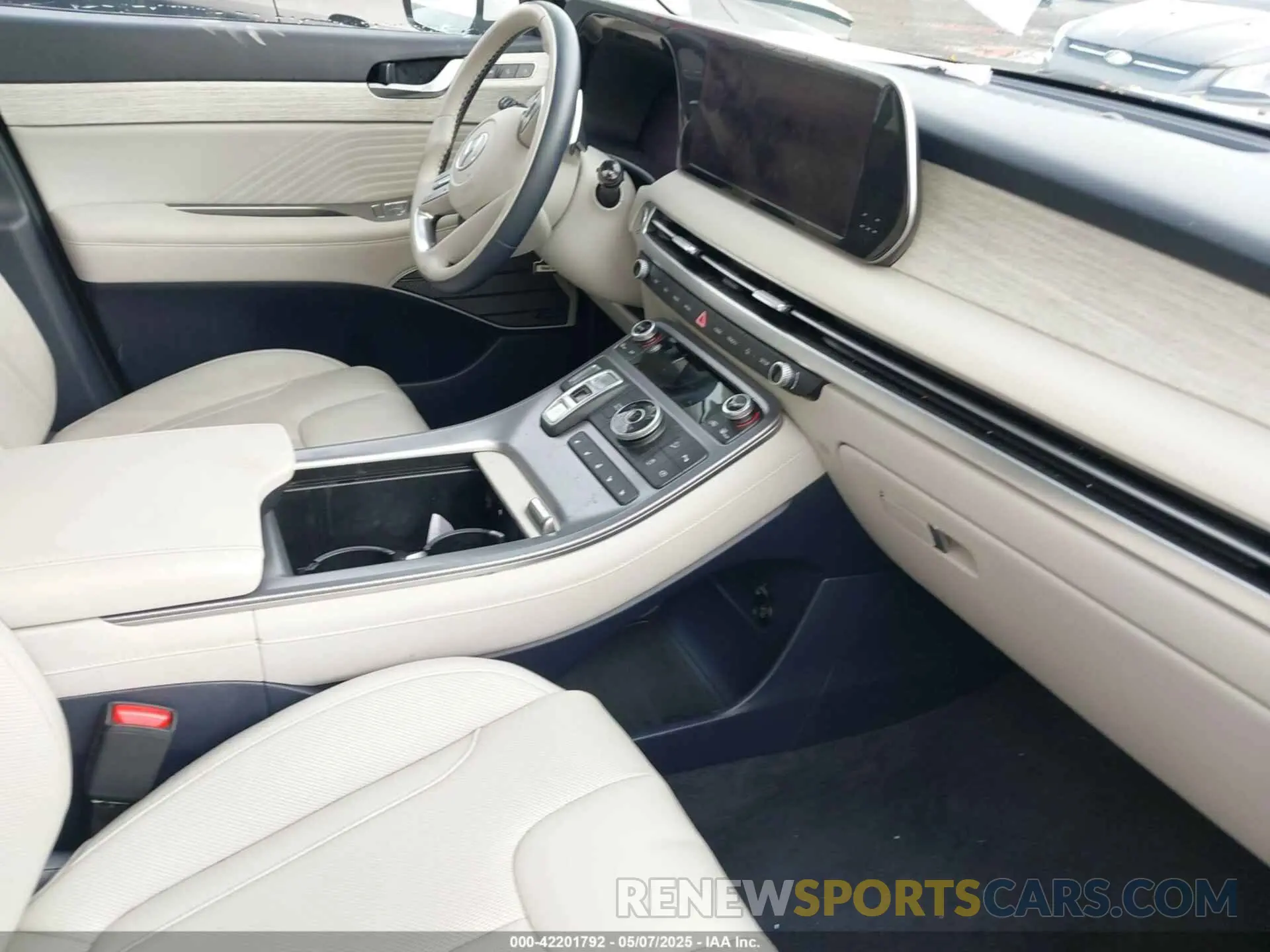 5 Photograph of a damaged car KM8R7DGE7RU711241 HYUNDAI PALISADE 2024