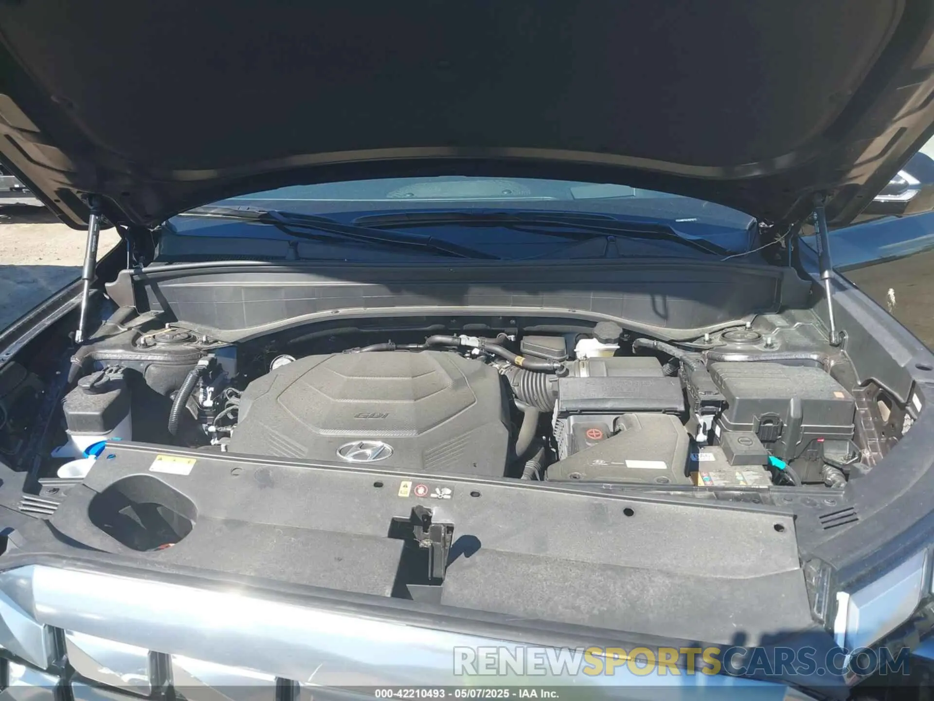 10 Photograph of a damaged car KM8R7DGE7RU795772 HYUNDAI PALISADE 2024