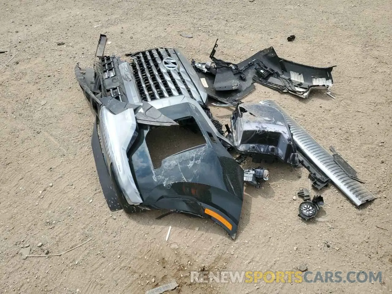 13 Photograph of a damaged car KM8R7DGE8RU656184 HYUNDAI PALISADE 2024