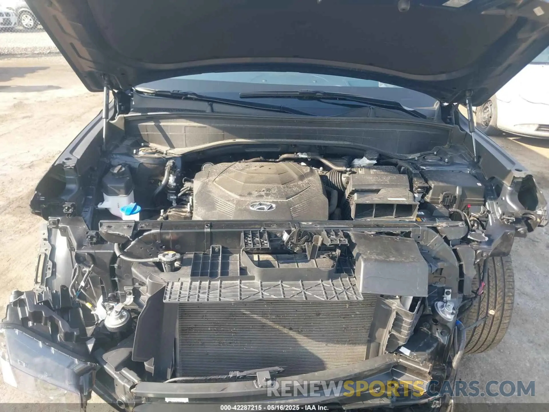 10 Photograph of a damaged car KM8R7DGE8RU690142 HYUNDAI PALISADE 2024