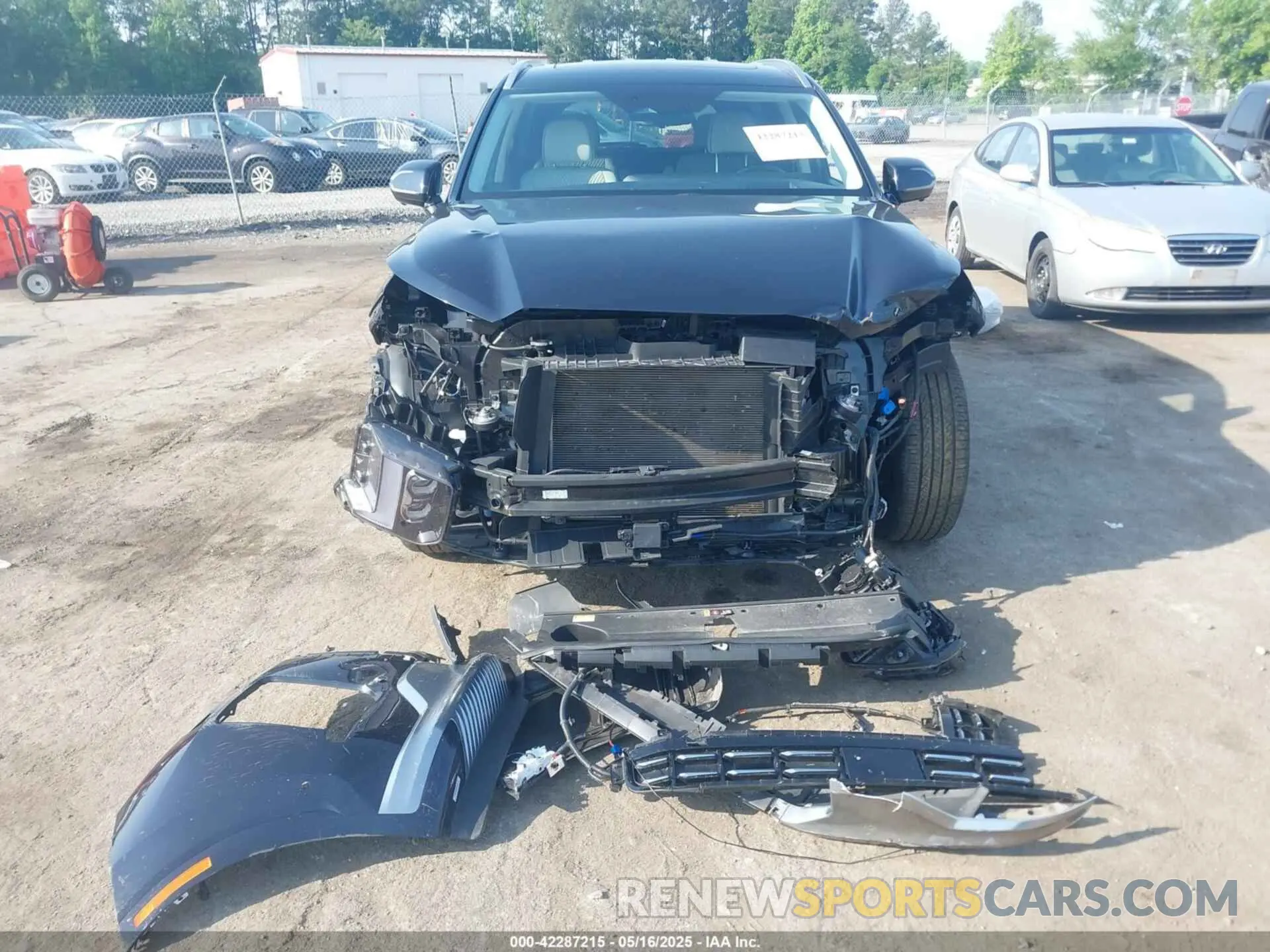 13 Photograph of a damaged car KM8R7DGE8RU690142 HYUNDAI PALISADE 2024