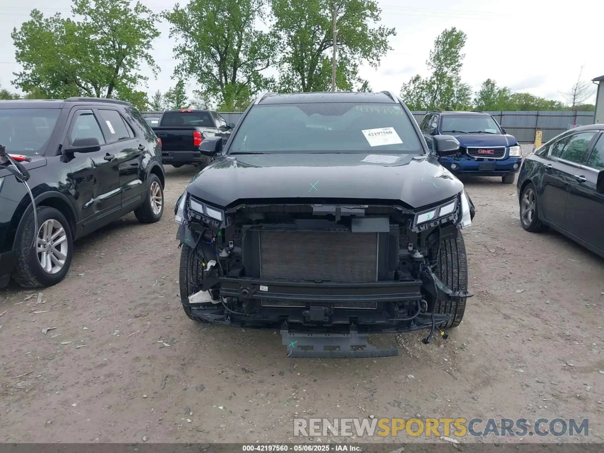 12 Photograph of a damaged car KM8R7DGE8RU745060 HYUNDAI PALISADE 2024