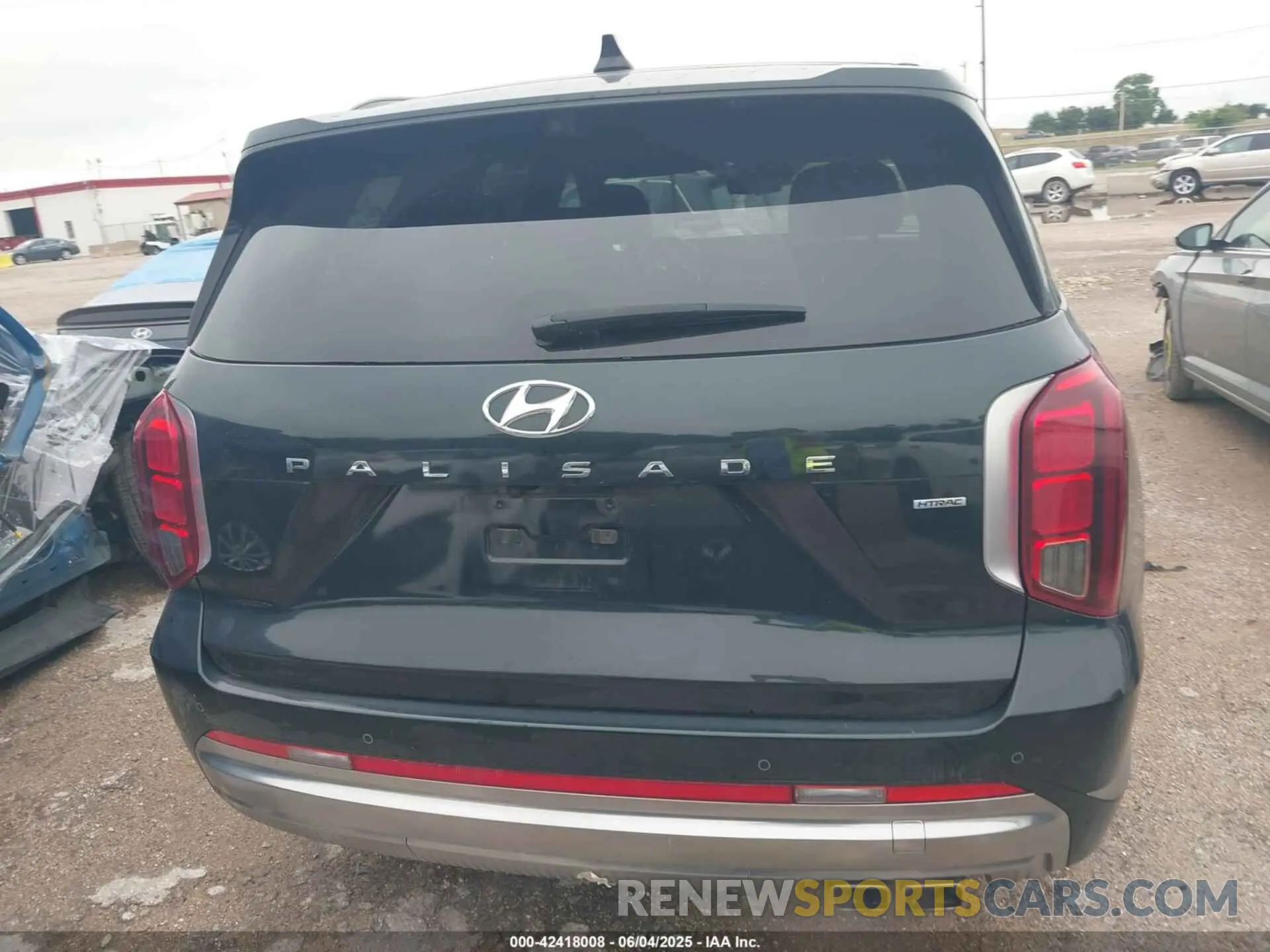 16 Photograph of a damaged car KM8R7DGE9RU682812 HYUNDAI PALISADE 2024