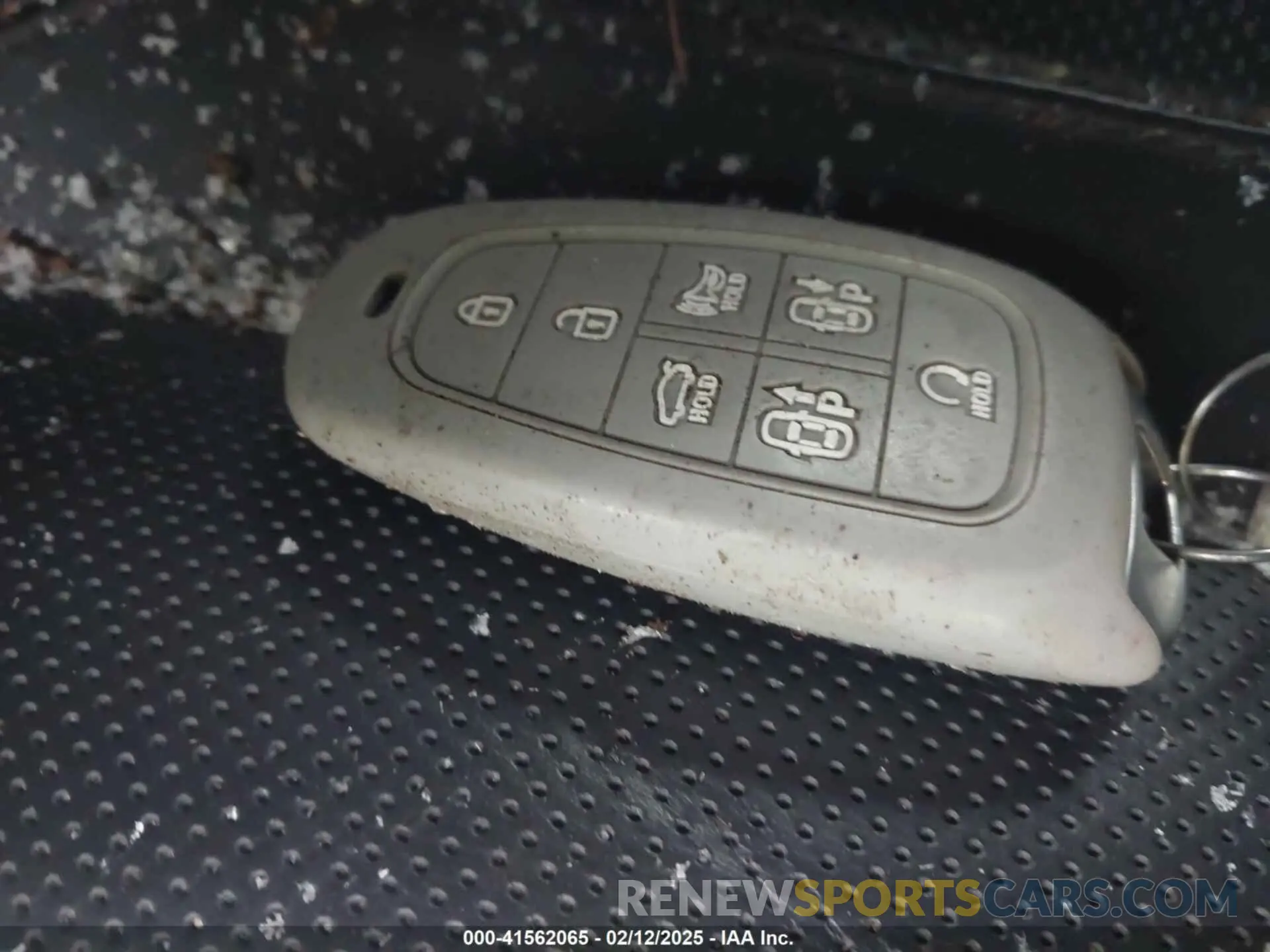 11 Photograph of a damaged car KM8R7DGE9RU683636 HYUNDAI PALISADE 2024