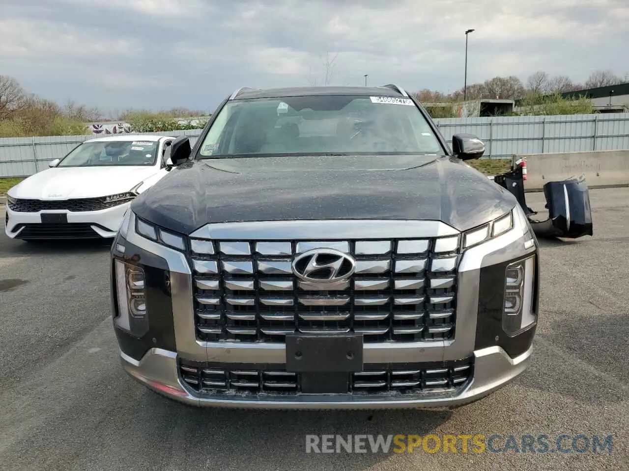 5 Photograph of a damaged car KM8R7DGE9RU701715 HYUNDAI PALISADE 2024