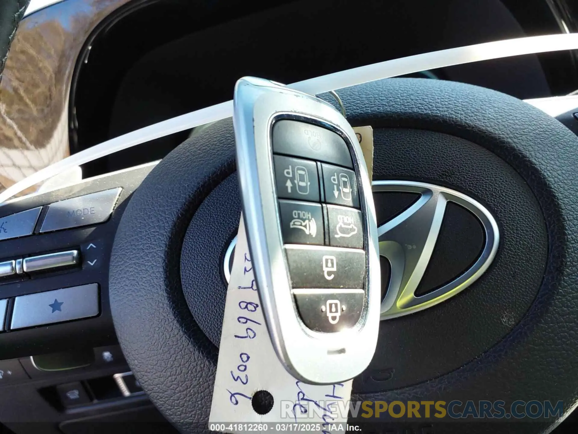 11 Photograph of a damaged car KM8R7DGE9RU729191 HYUNDAI PALISADE 2024