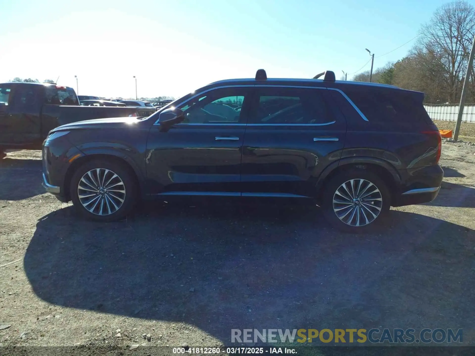 14 Photograph of a damaged car KM8R7DGE9RU729191 HYUNDAI PALISADE 2024