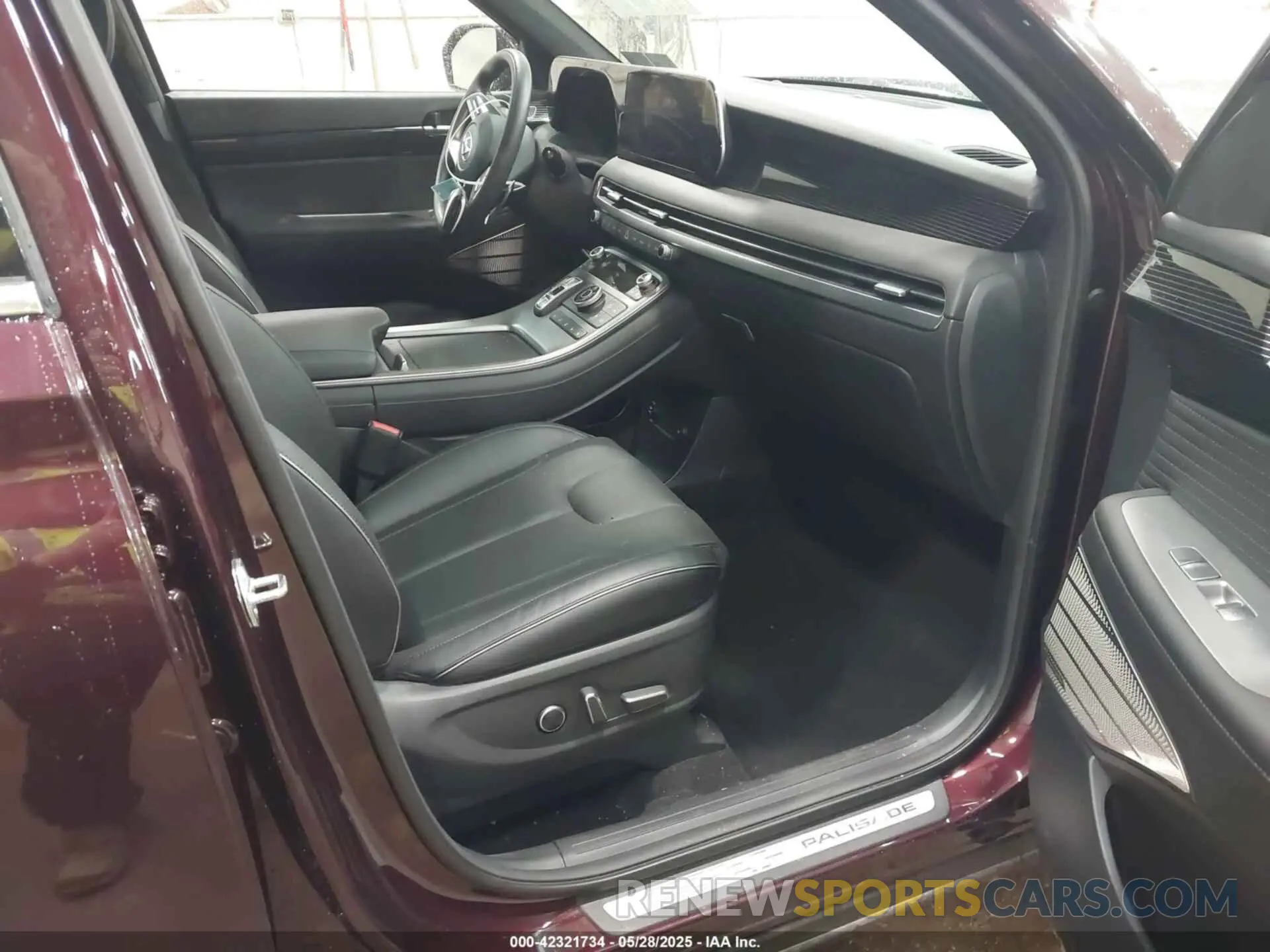5 Photograph of a damaged car KM8R7DGE9RU768864 HYUNDAI PALISADE 2024