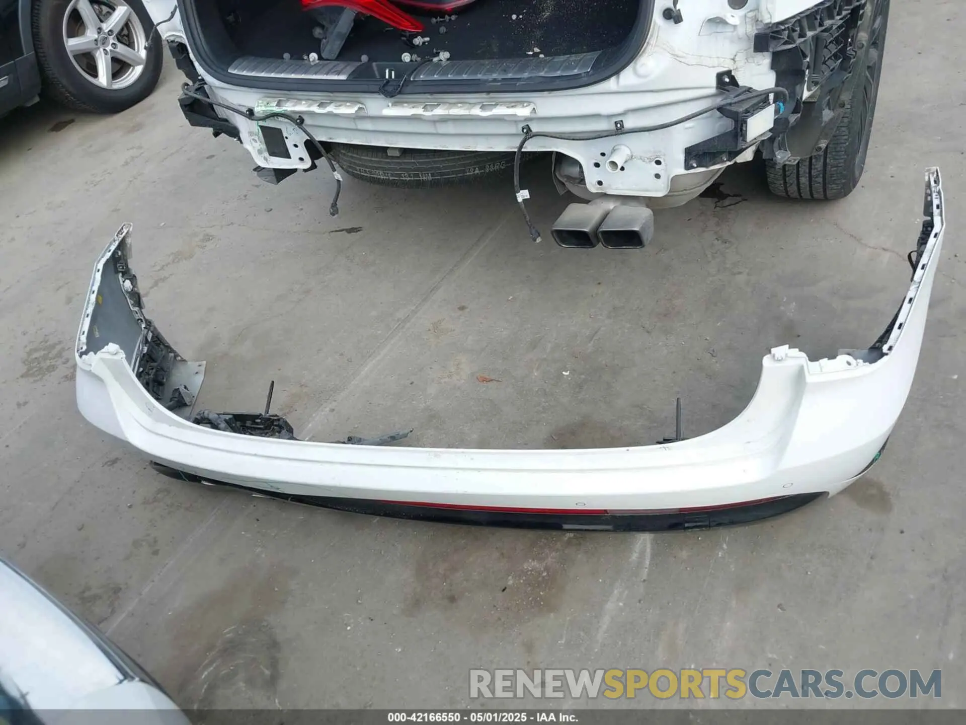 12 Photograph of a damaged car KM8R7DGEXRU712111 HYUNDAI PALISADE 2024
