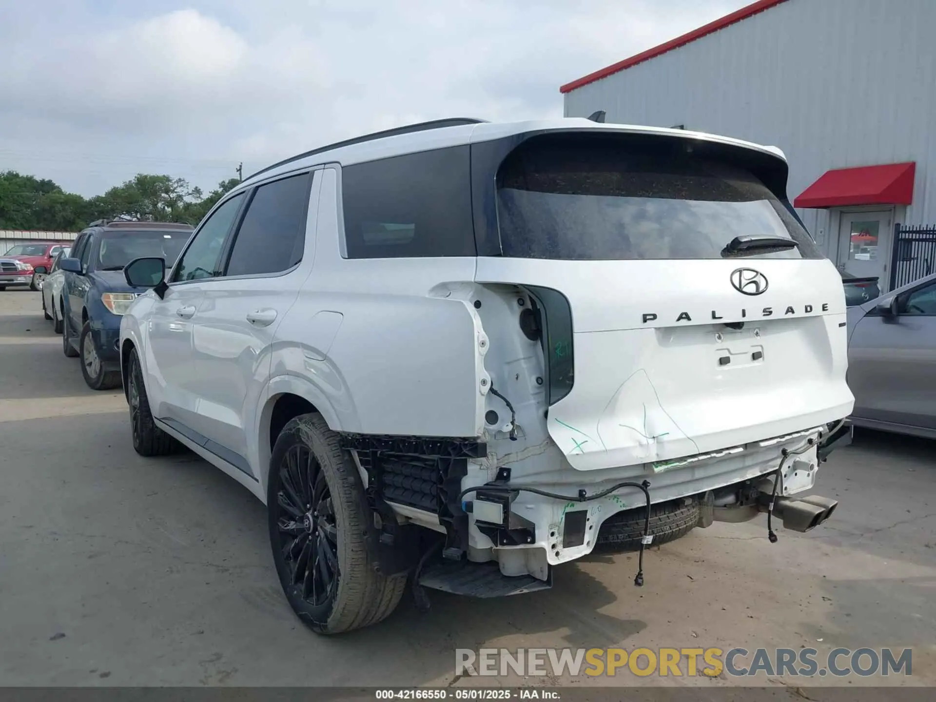 3 Photograph of a damaged car KM8R7DGEXRU712111 HYUNDAI PALISADE 2024