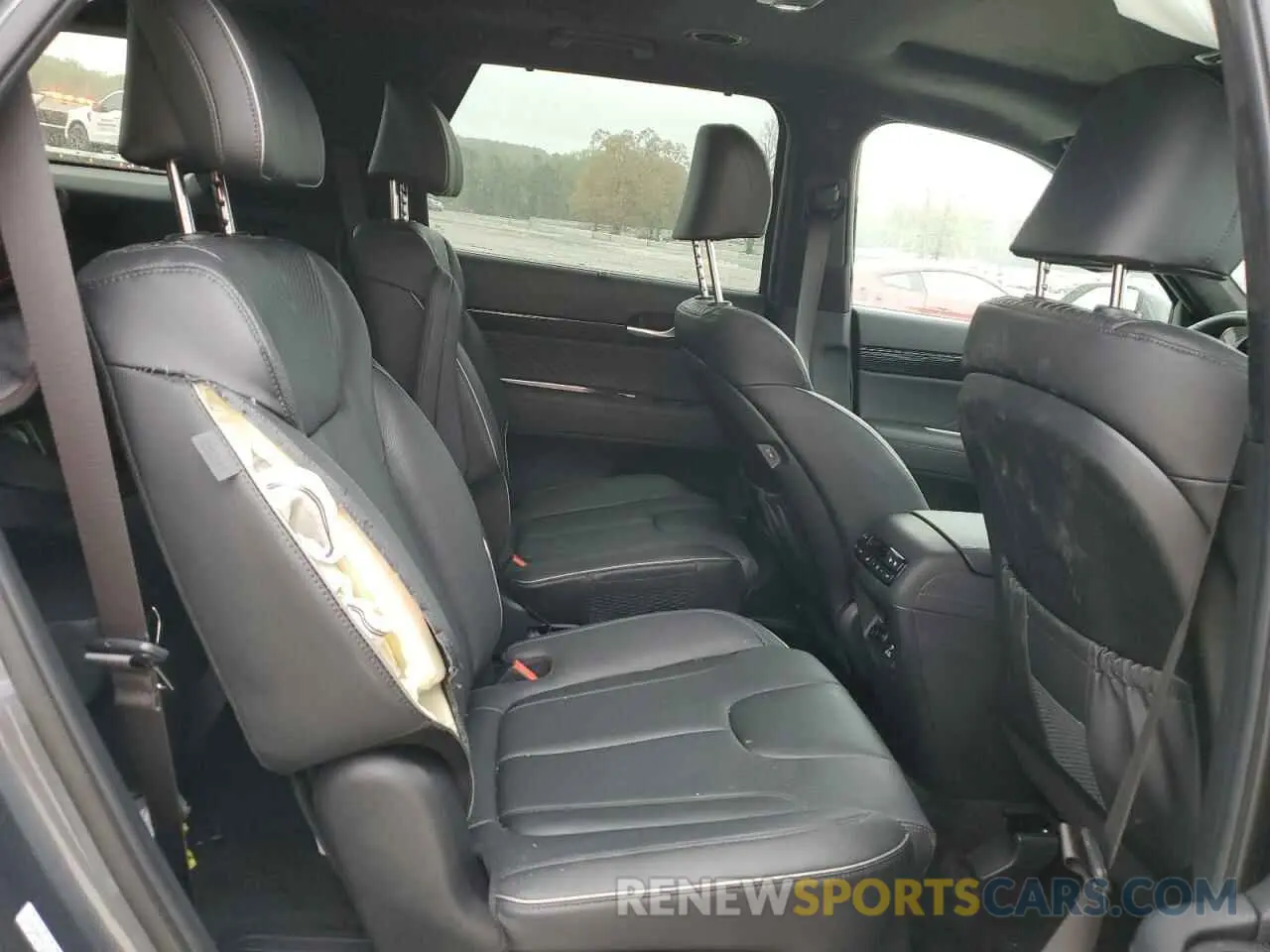 11 Photograph of a damaged car KM8R7DGEXRU805209 HYUNDAI PALISADE 2024
