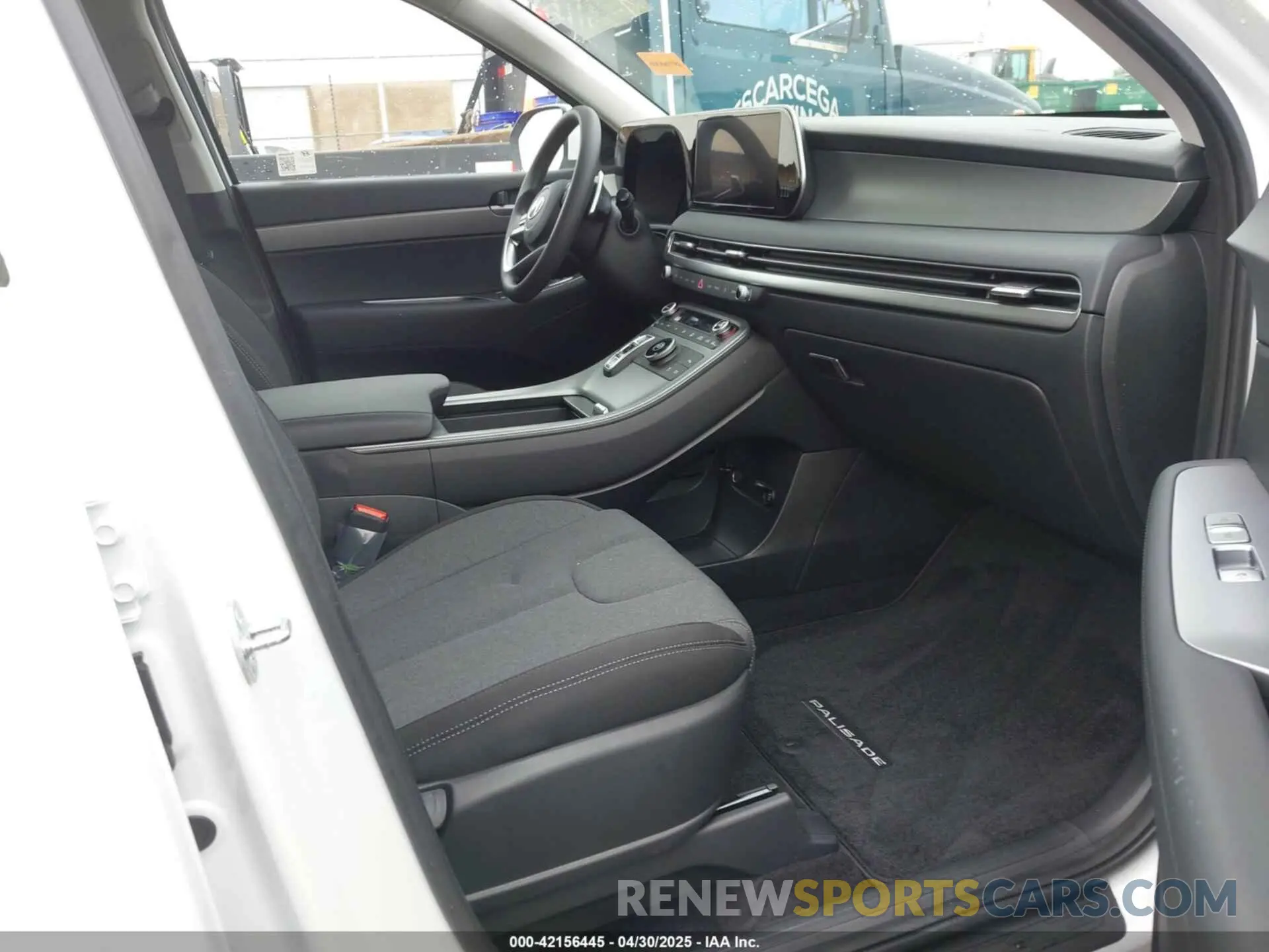 5 Photograph of a damaged car KM8R14GE5SU887907 HYUNDAI PALISADE 2025