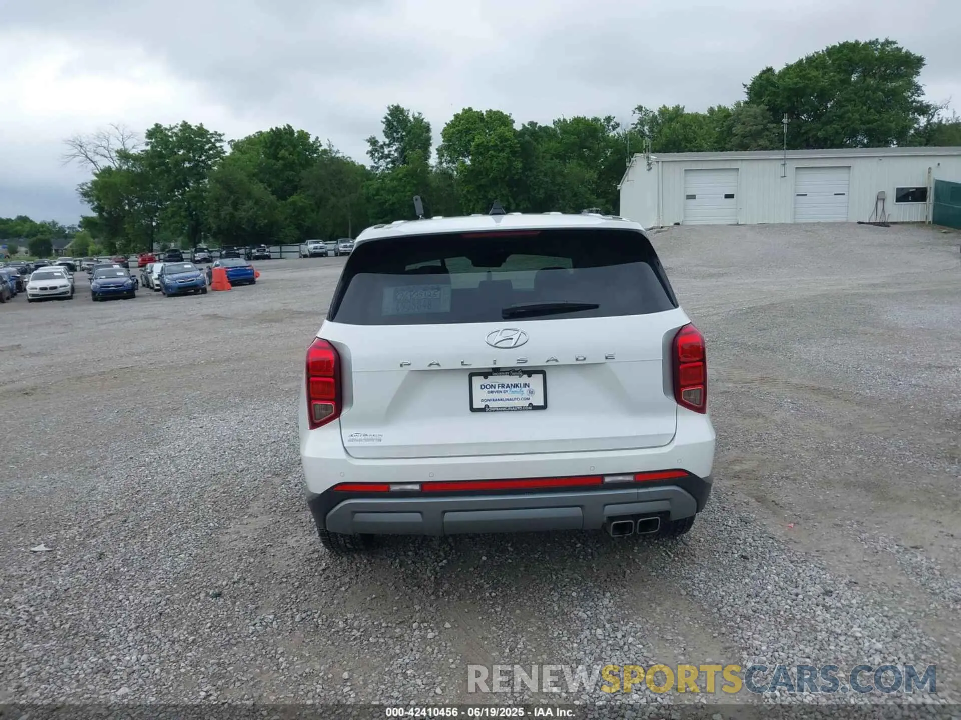 16 Photograph of a damaged car KM8R14GE8SU878599 HYUNDAI PALISADE 2025