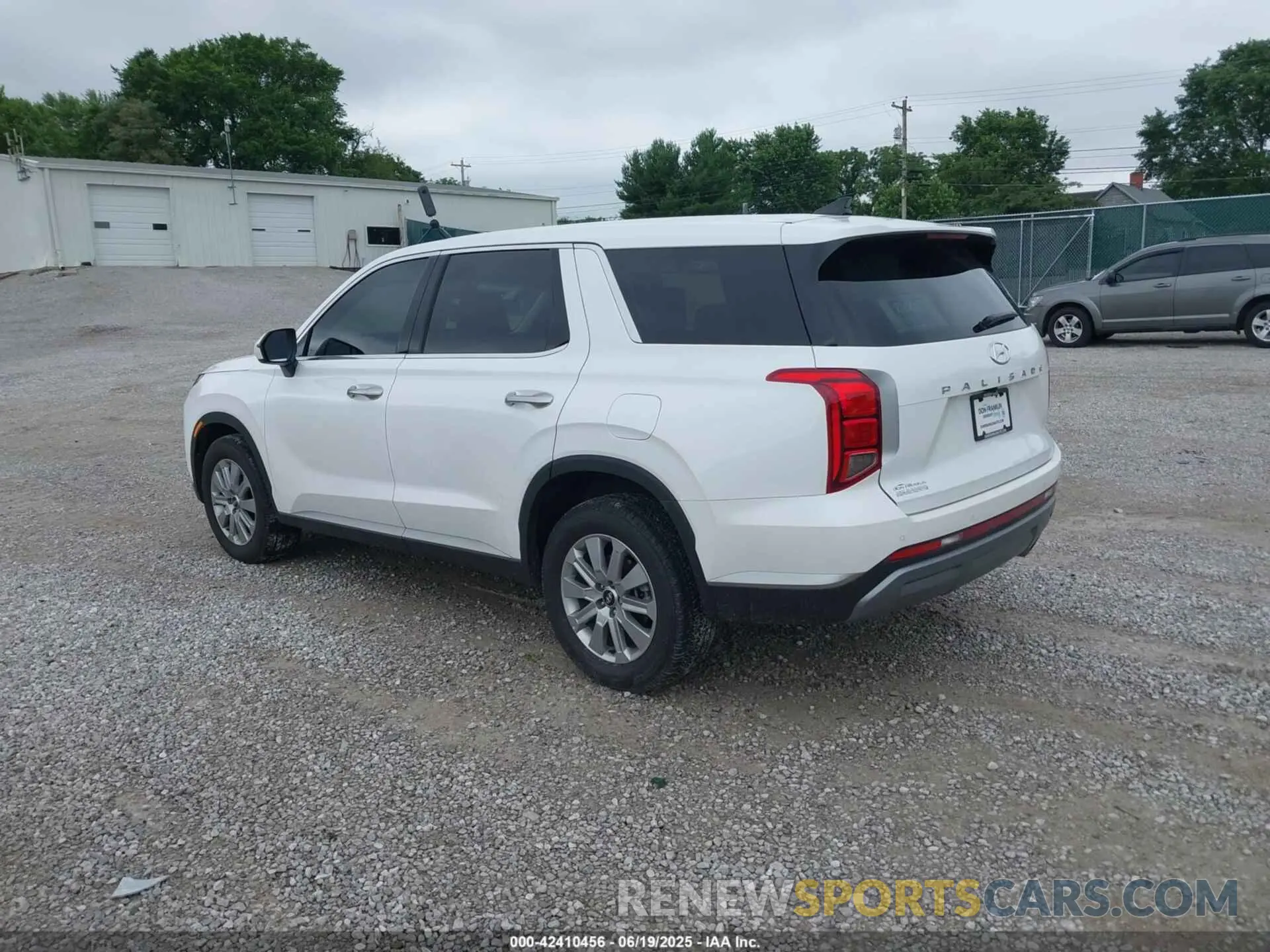 3 Photograph of a damaged car KM8R14GE8SU878599 HYUNDAI PALISADE 2025