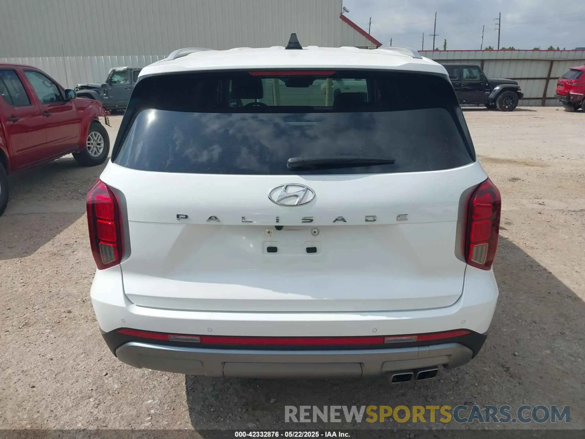 16 Photograph of a damaged car KM8R24GE4SU831034 HYUNDAI PALISADE 2025