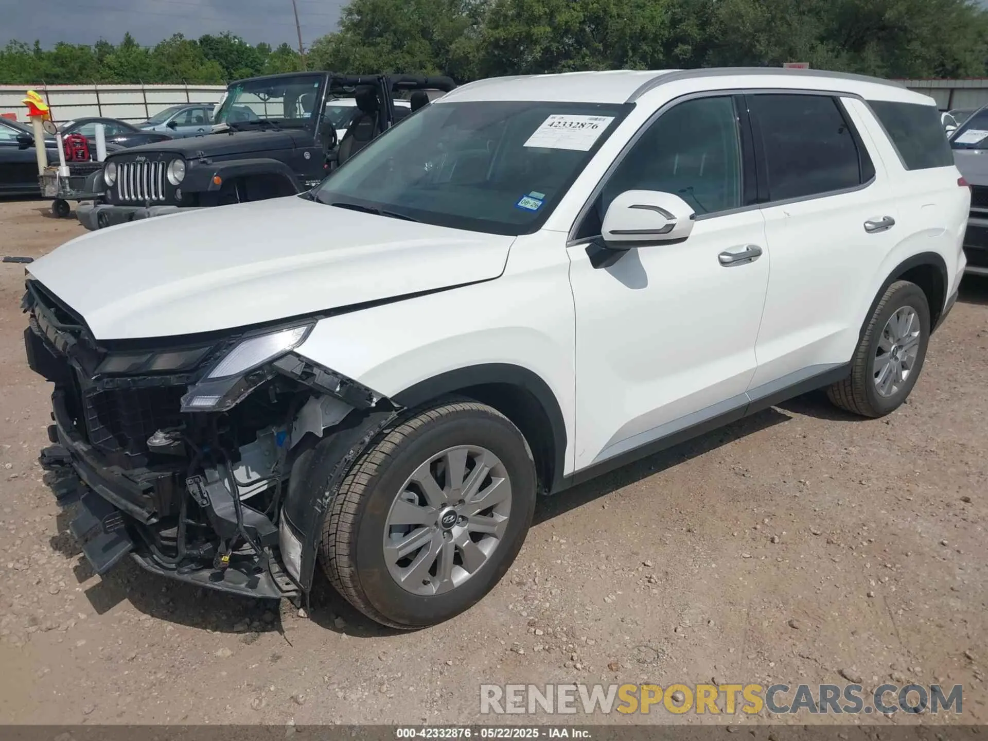 2 Photograph of a damaged car KM8R24GE4SU831034 HYUNDAI PALISADE 2025