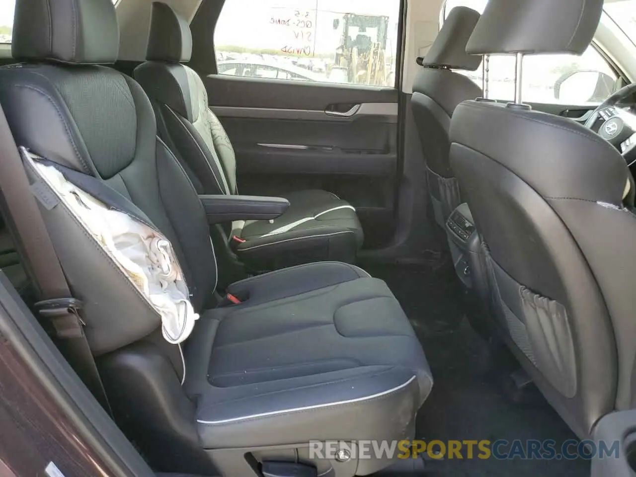 11 Photograph of a damaged car KM8R24GE5SU850840 HYUNDAI PALISADE 2025