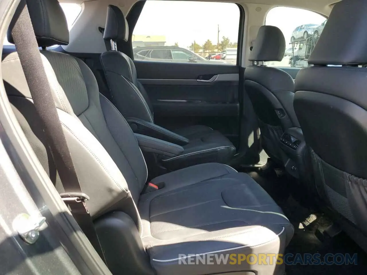 11 Photograph of a damaged car KM8R24GE9SU816416 HYUNDAI PALISADE 2025