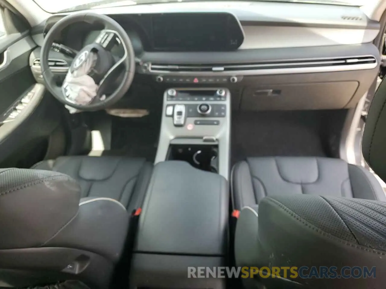 8 Photograph of a damaged car KM8R24GE9SU822541 HYUNDAI PALISADE 2025