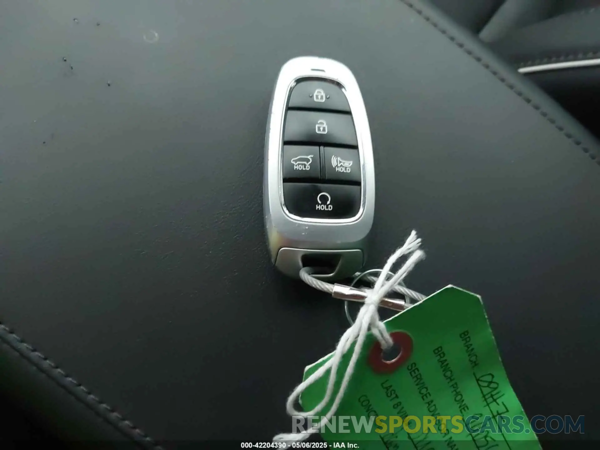 11 Photograph of a damaged car KM8R24GE9SU833264 HYUNDAI PALISADE 2025