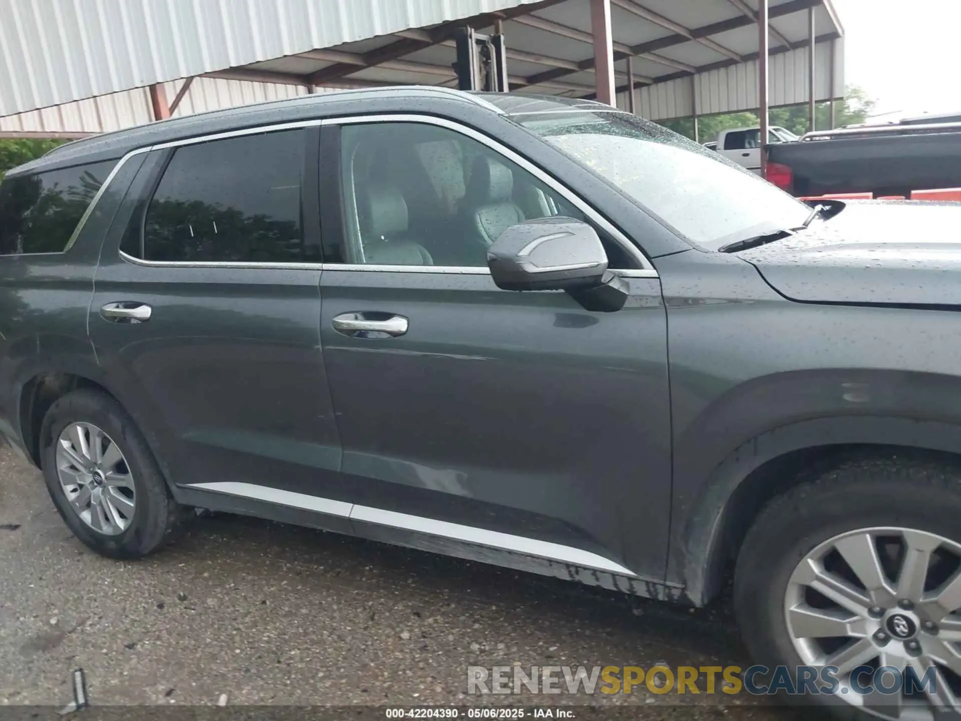 13 Photograph of a damaged car KM8R24GE9SU833264 HYUNDAI PALISADE 2025