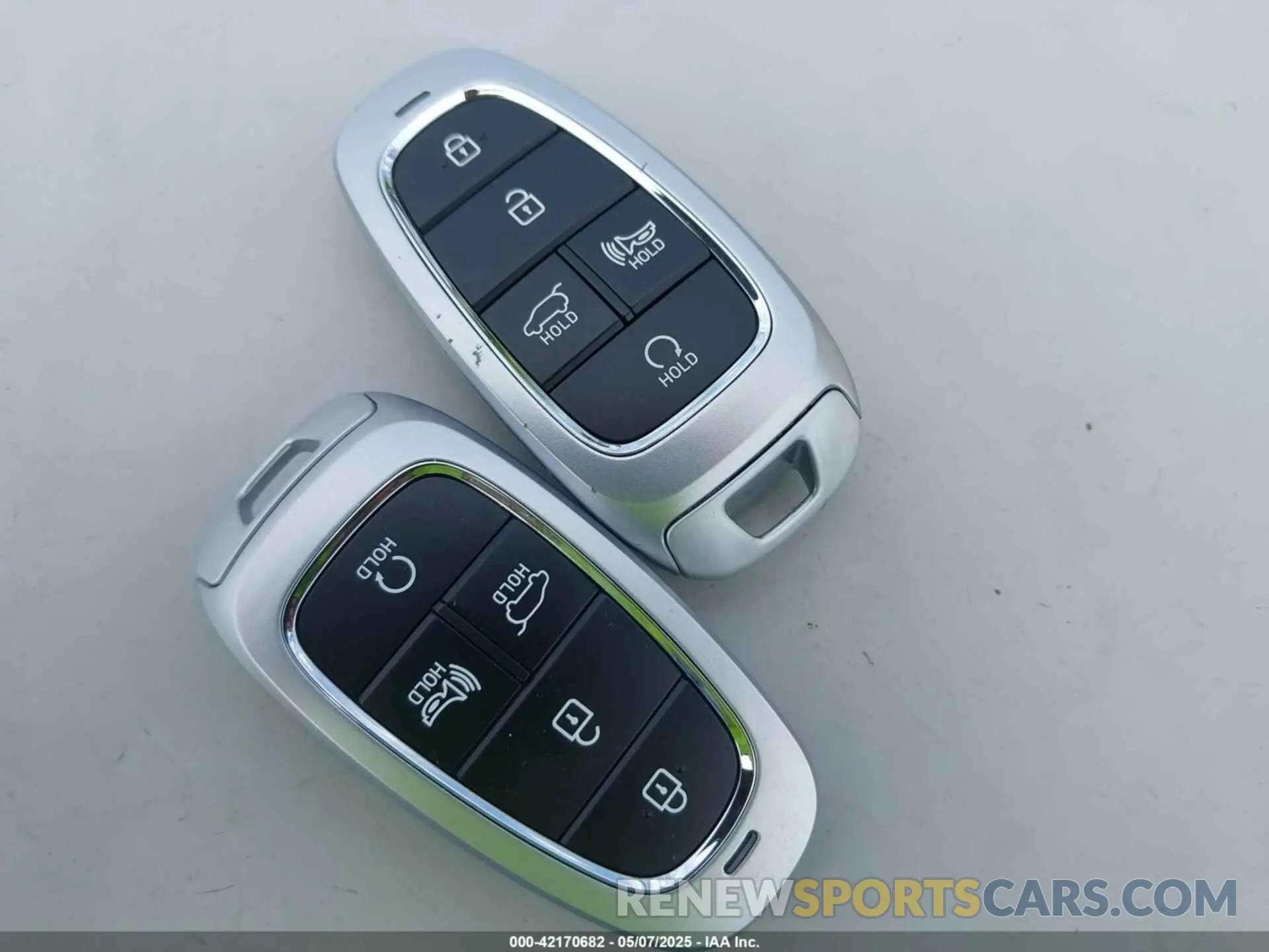11 Photograph of a damaged car KM8R2DGE0SU829880 HYUNDAI PALISADE 2025
