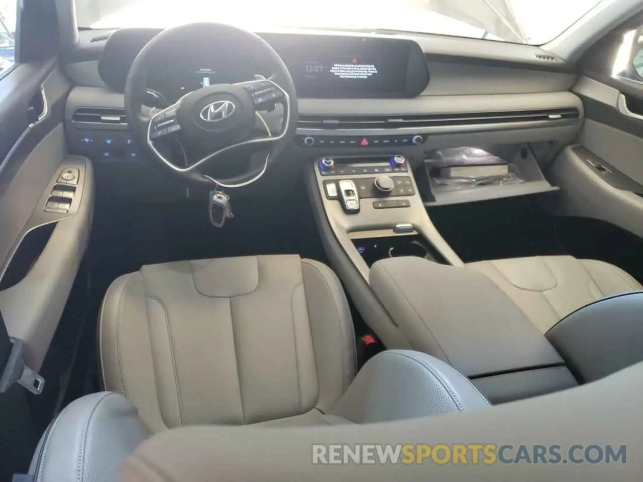 8 Photograph of a damaged car KM8R2DGE0SU851555 HYUNDAI PALISADE 2025