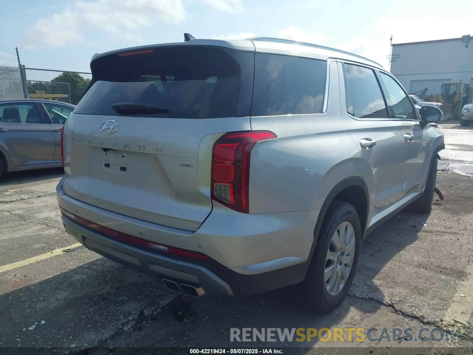 4 Photograph of a damaged car KM8R2DGE2SU842064 HYUNDAI PALISADE 2025