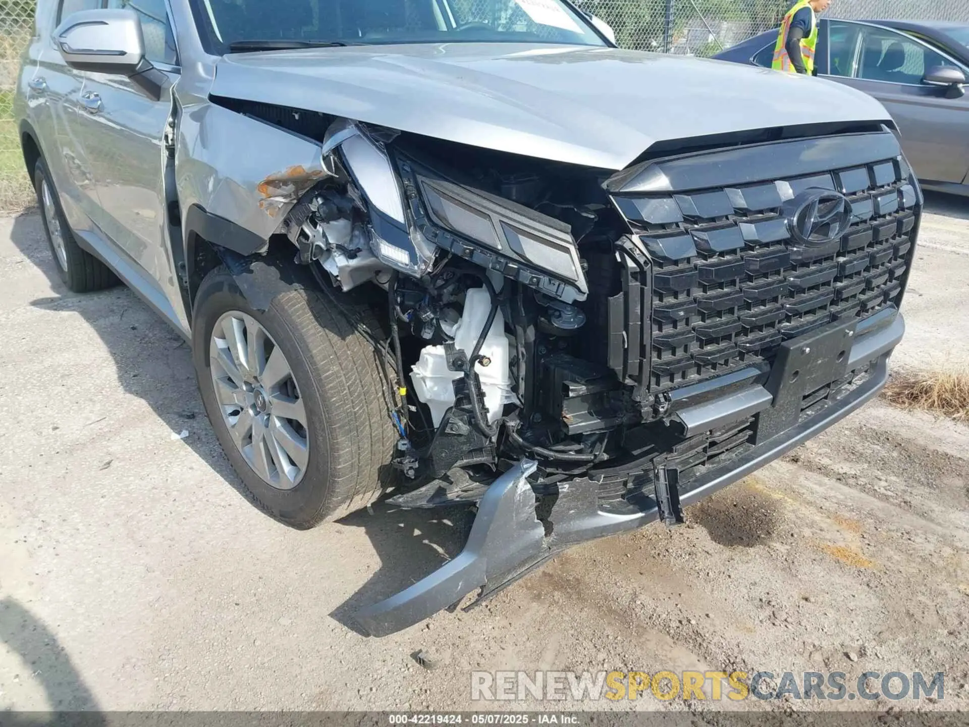 6 Photograph of a damaged car KM8R2DGE2SU842064 HYUNDAI PALISADE 2025