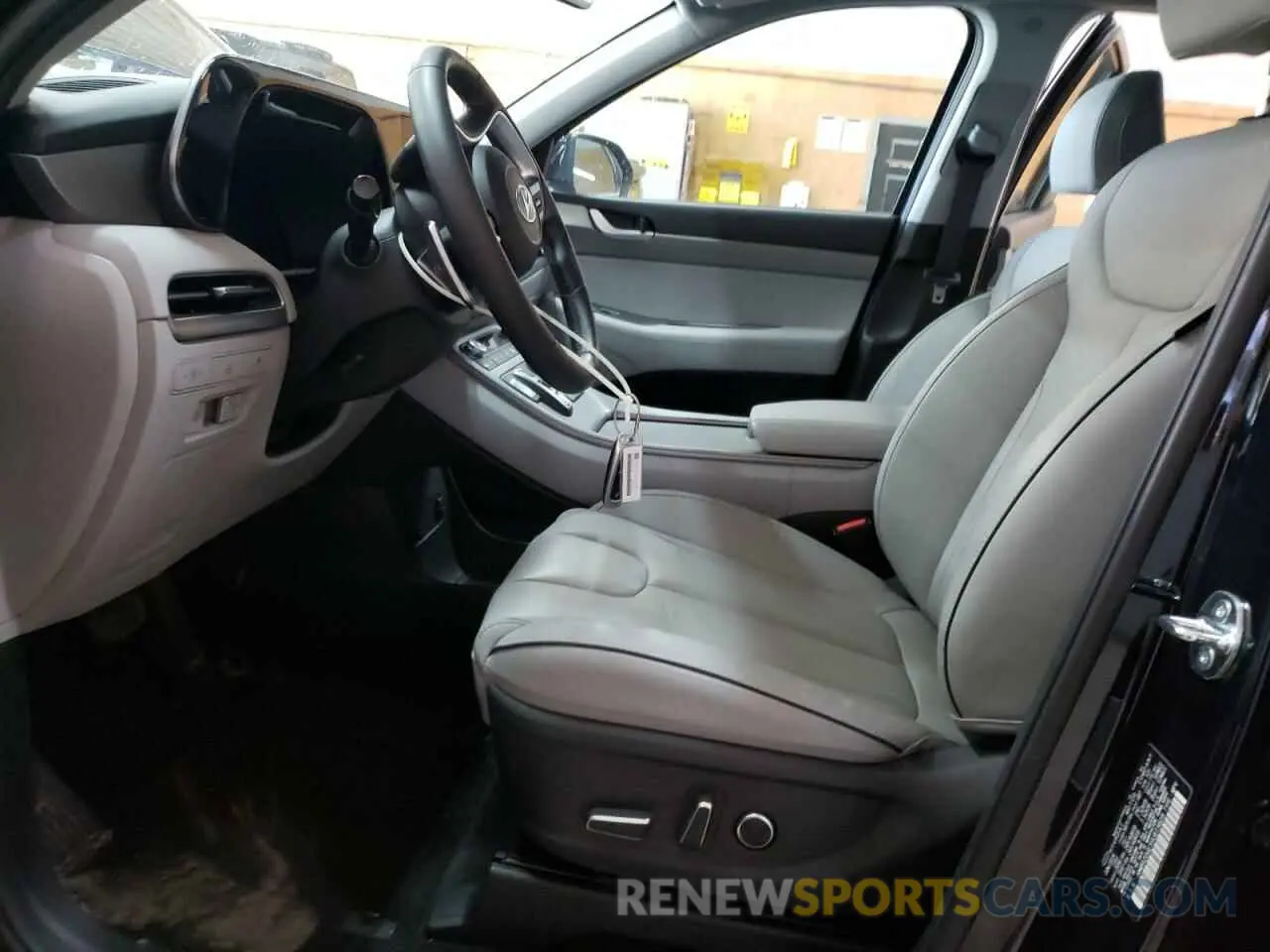 7 Photograph of a damaged car KM8R2DGE3SU819828 HYUNDAI PALISADE 2025