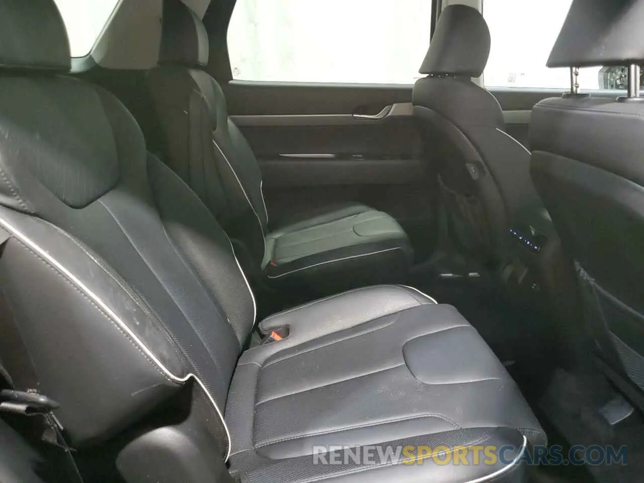 11 Photograph of a damaged car KM8R2DGE3SU876658 HYUNDAI PALISADE 2025