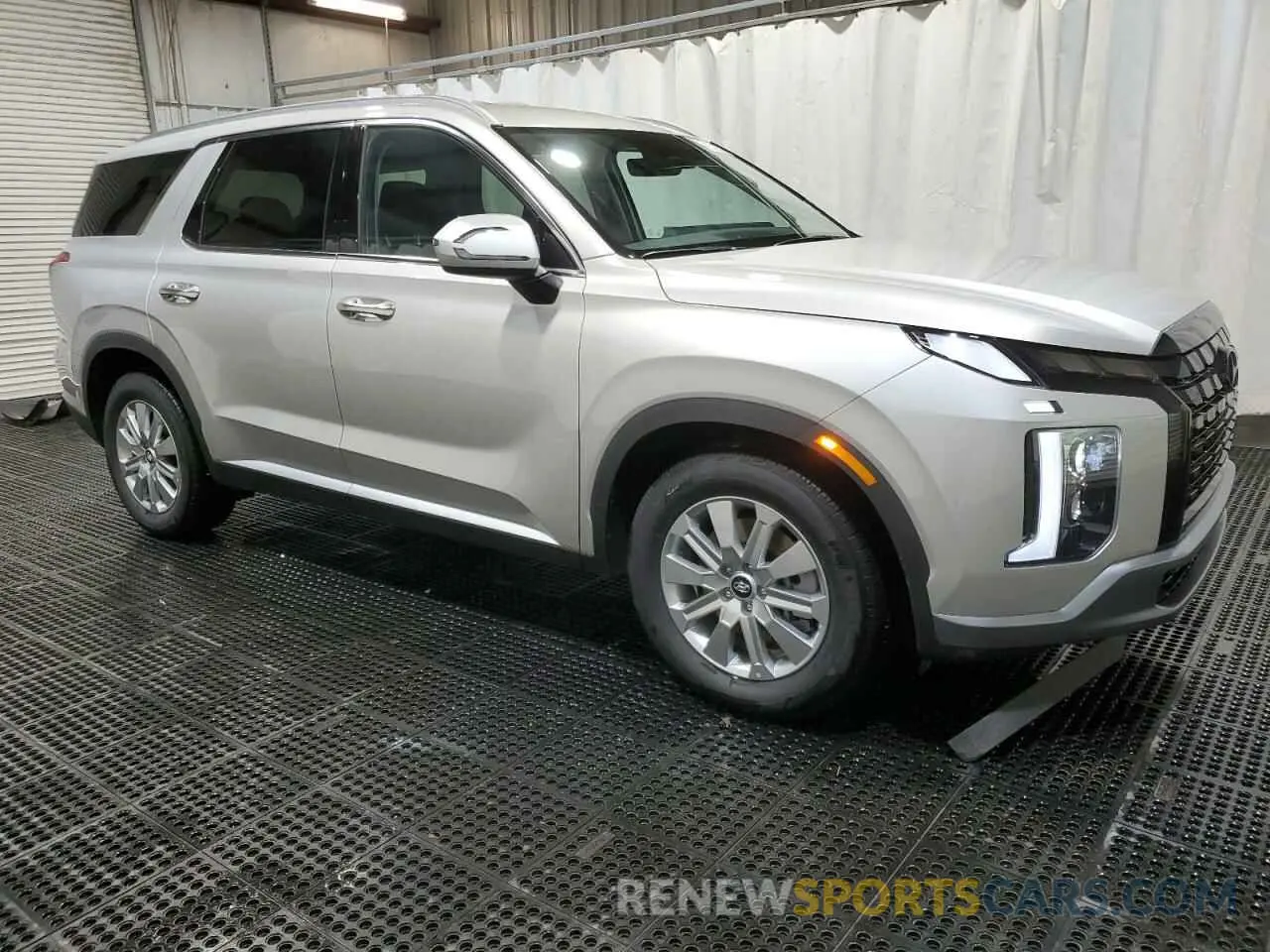4 Photograph of a damaged car KM8R2DGE3SU876658 HYUNDAI PALISADE 2025