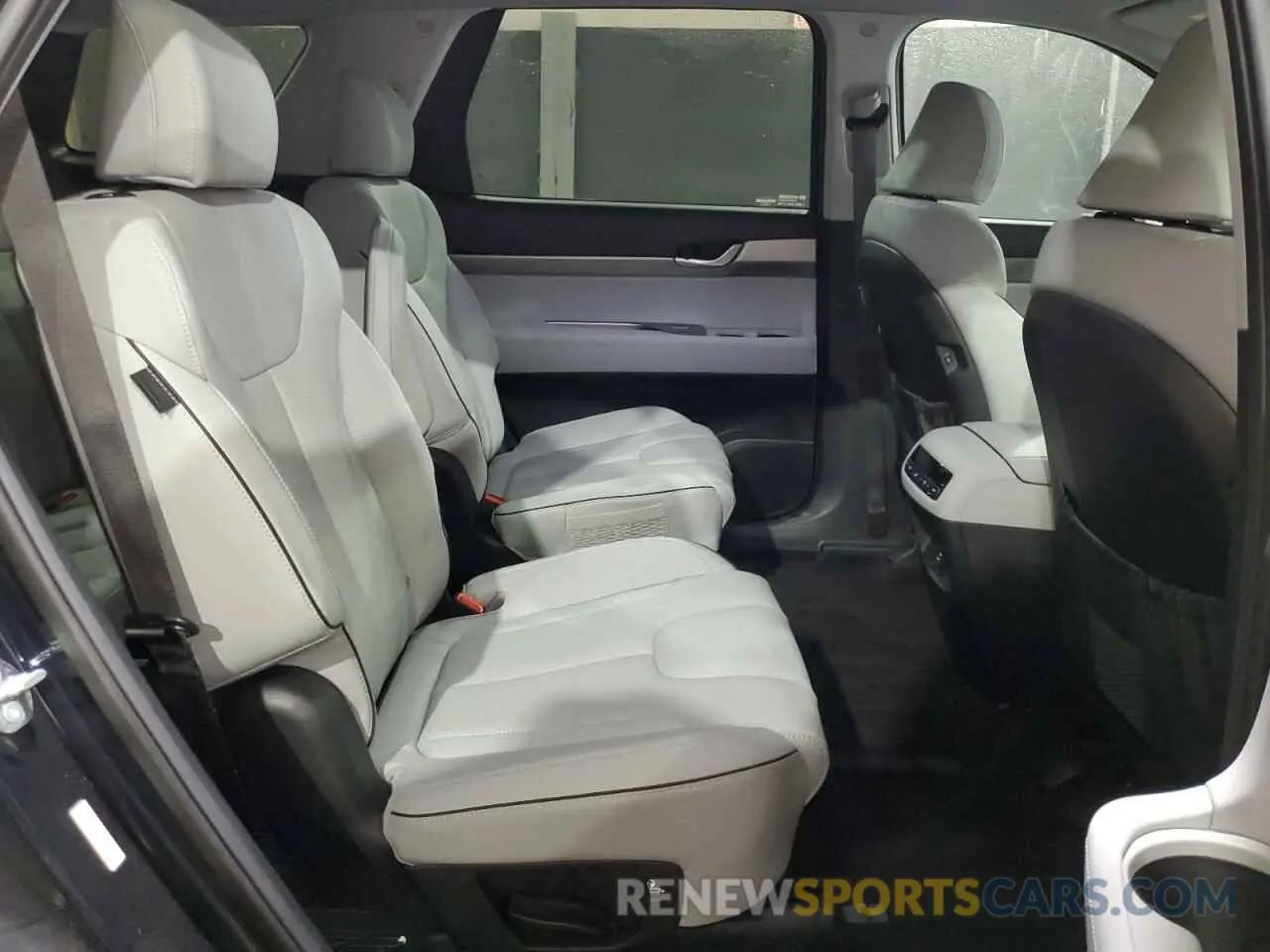 11 Photograph of a damaged car KM8R2DGE6SU844383 HYUNDAI PALISADE 2025