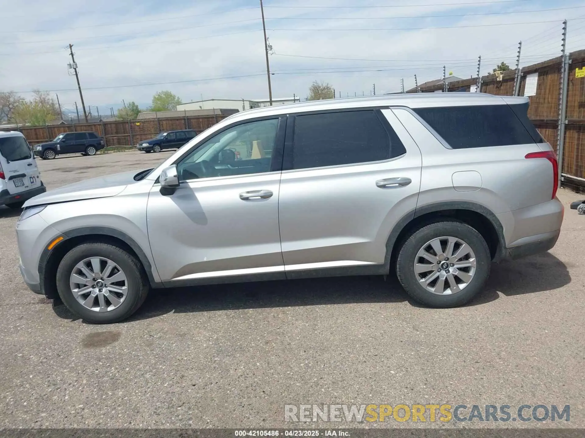 14 Photograph of a damaged car KM8R2DGE6SU877500 HYUNDAI PALISADE 2025