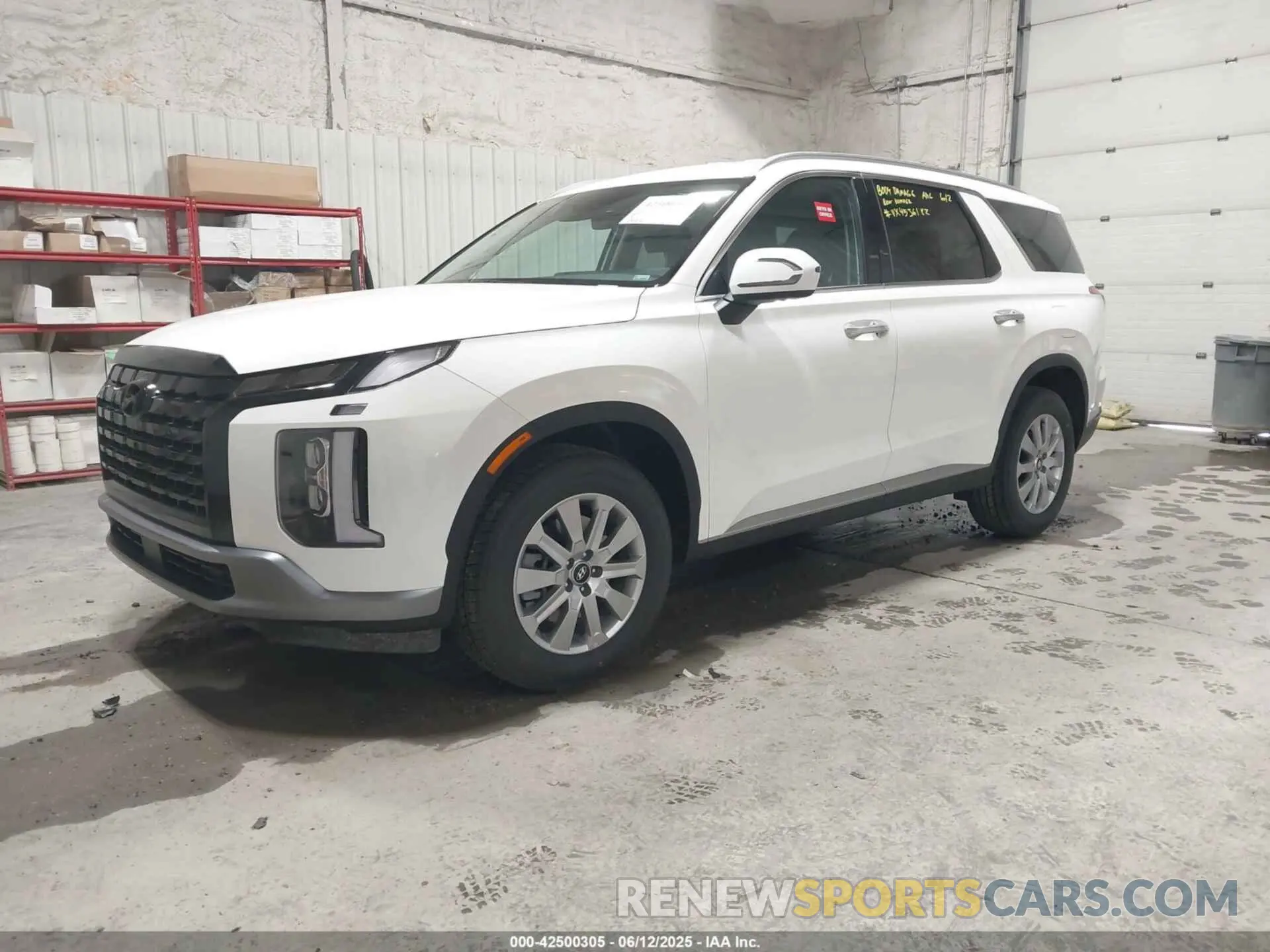 2 Photograph of a damaged car KM8R2DGE7SU929300 HYUNDAI PALISADE 2025