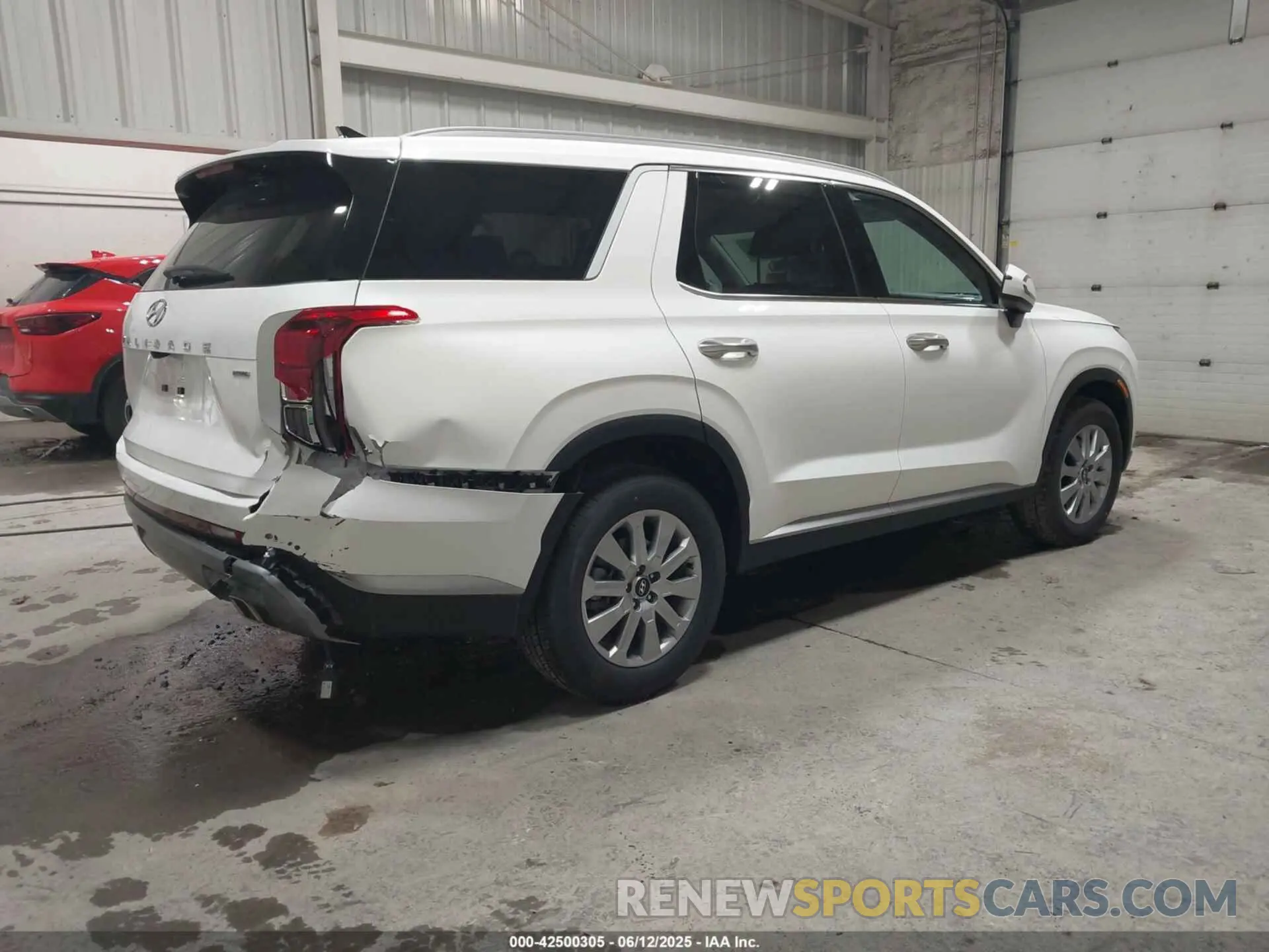 4 Photograph of a damaged car KM8R2DGE7SU929300 HYUNDAI PALISADE 2025