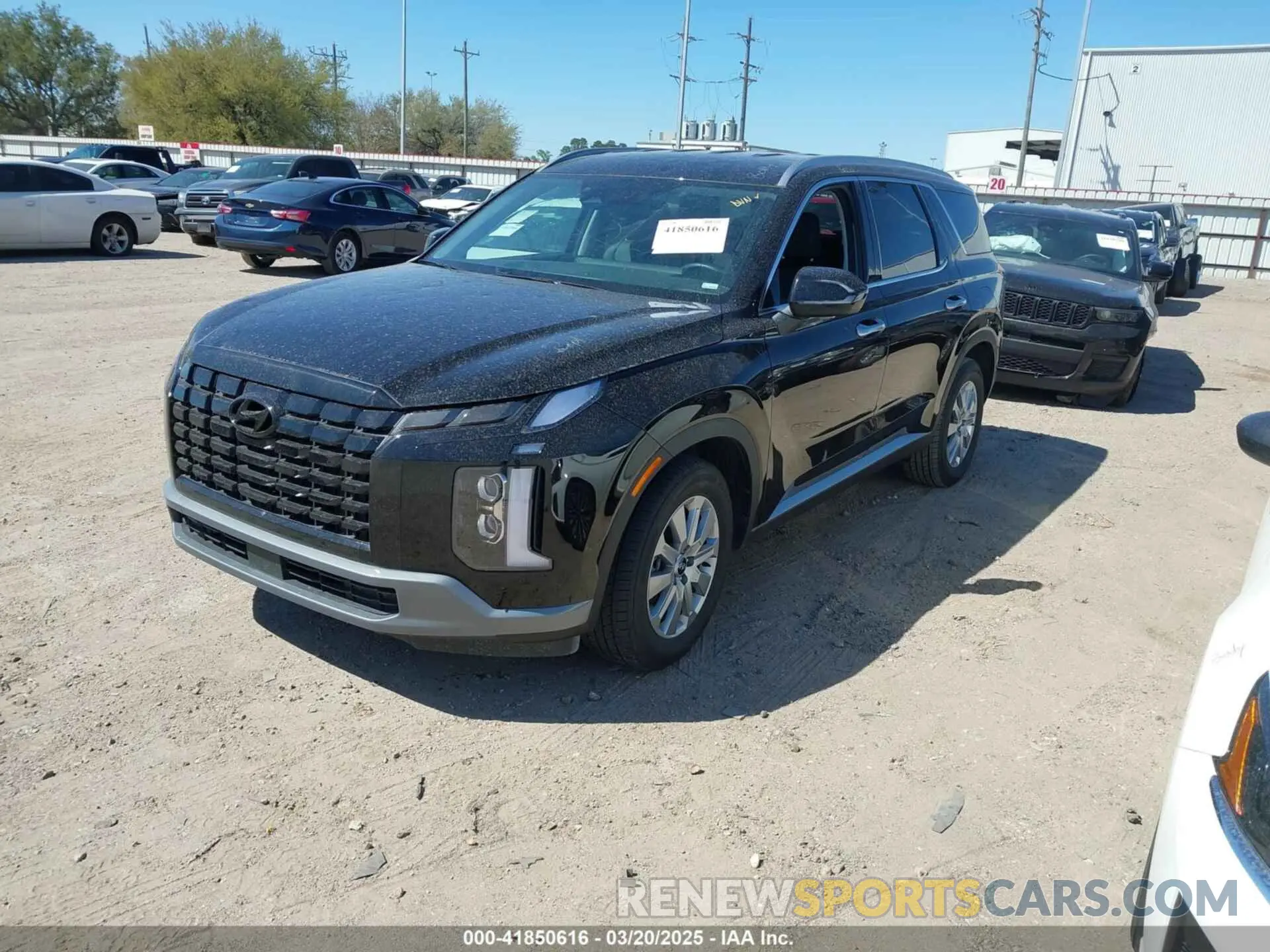 2 Photograph of a damaged car KM8R2DGE8SU833210 HYUNDAI PALISADE 2025