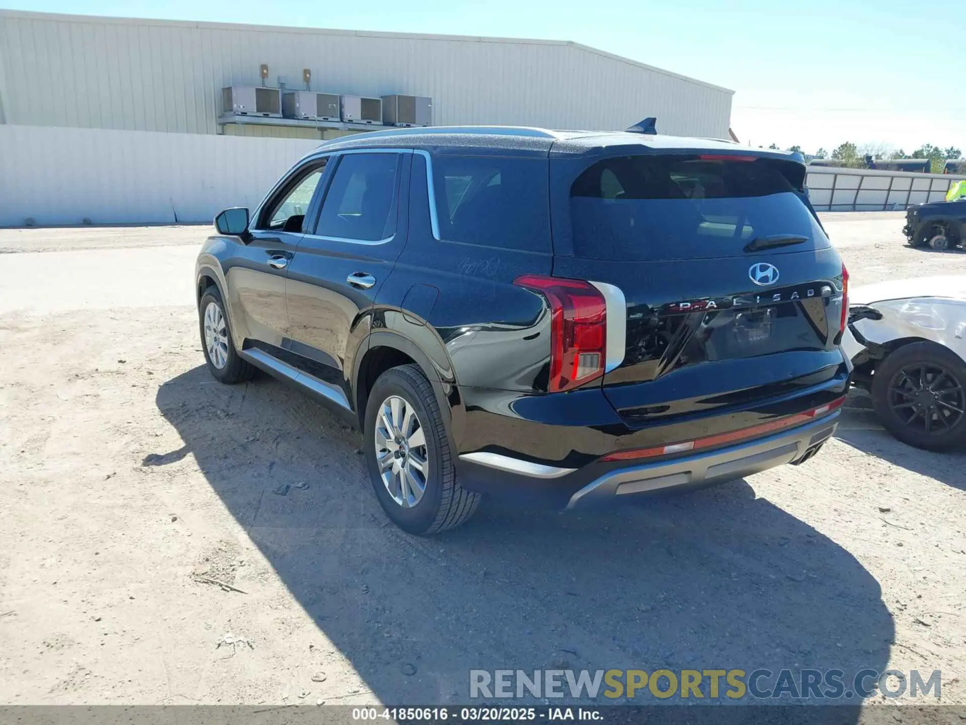 3 Photograph of a damaged car KM8R2DGE8SU833210 HYUNDAI PALISADE 2025