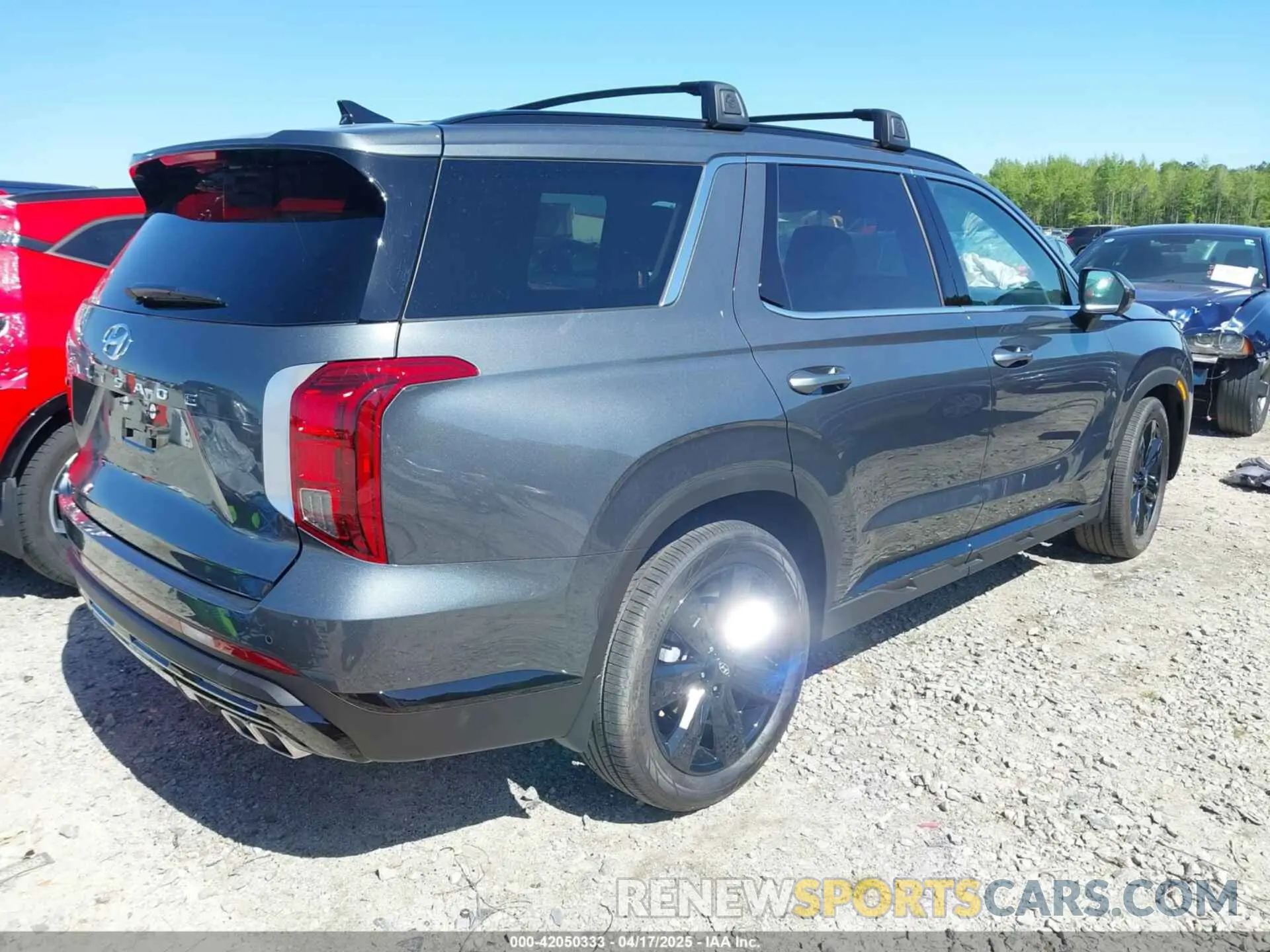 4 Photograph of a damaged car KM8R34GE3SU898043 HYUNDAI PALISADE 2025