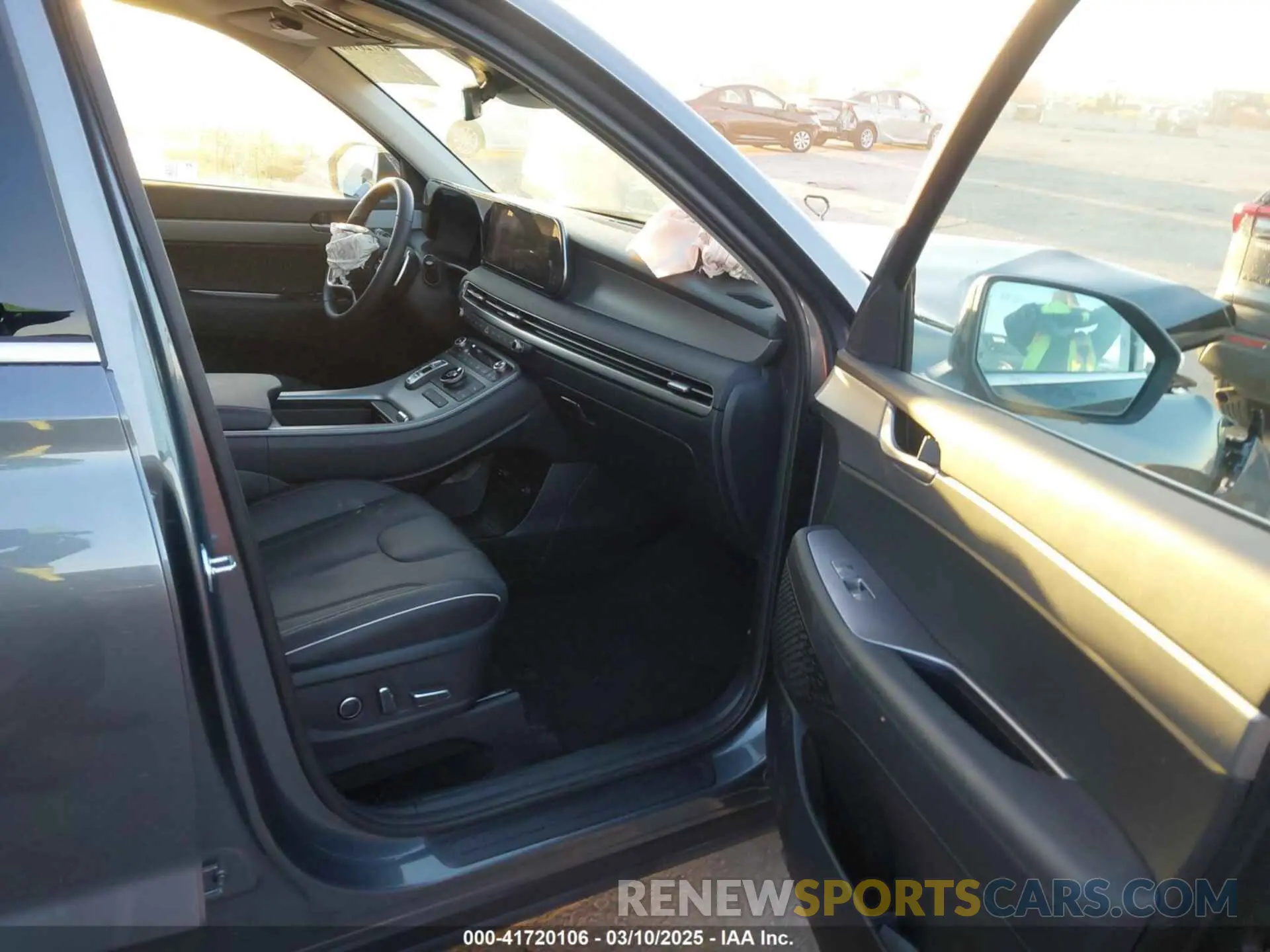 5 Photograph of a damaged car KM8R34GE7SU850187 HYUNDAI PALISADE 2025