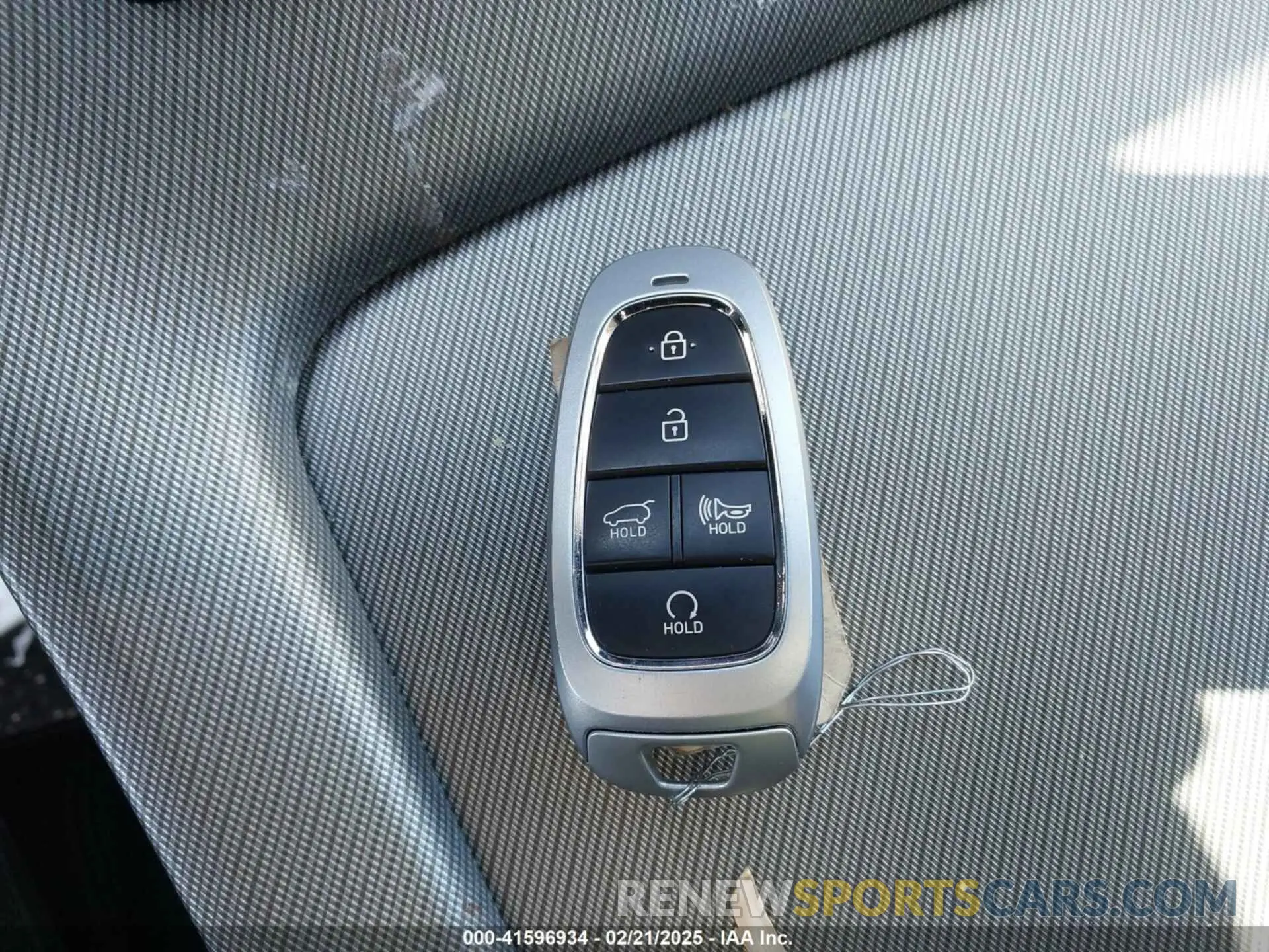 11 Photograph of a damaged car KM8R3DGE4SU831533 HYUNDAI PALISADE 2025