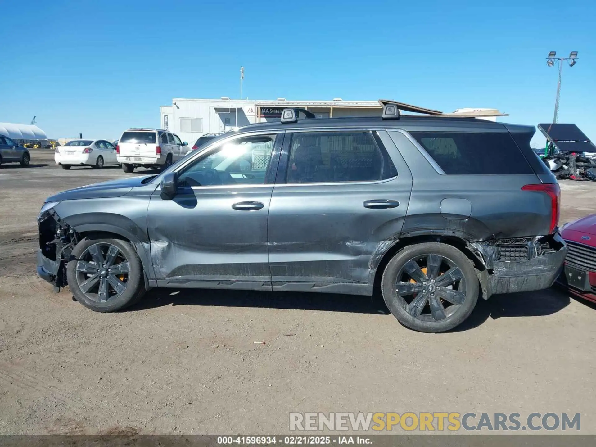 14 Photograph of a damaged car KM8R3DGE4SU831533 HYUNDAI PALISADE 2025