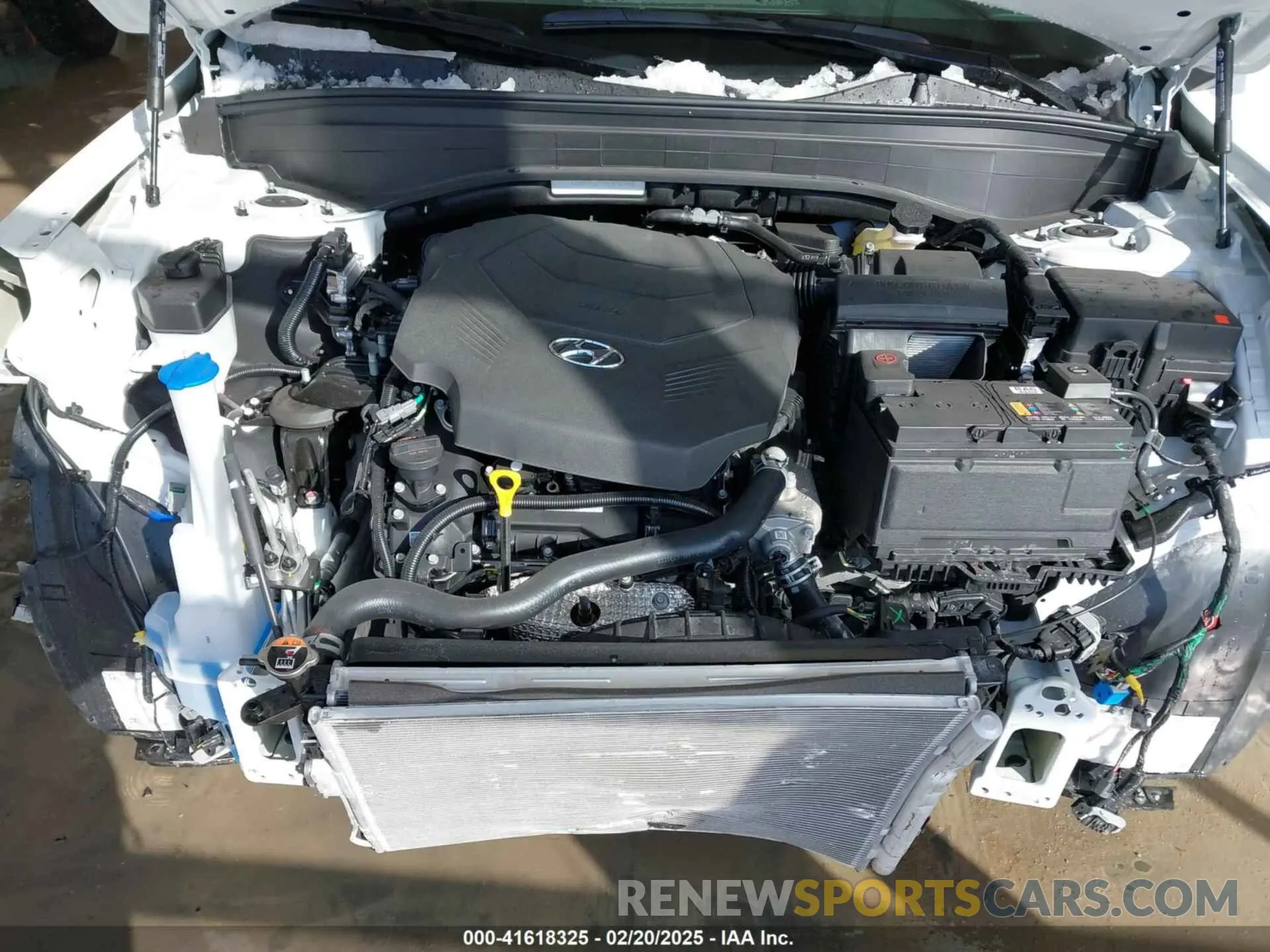 10 Photograph of a damaged car KM8R3DGE9SU876399 HYUNDAI PALISADE 2025